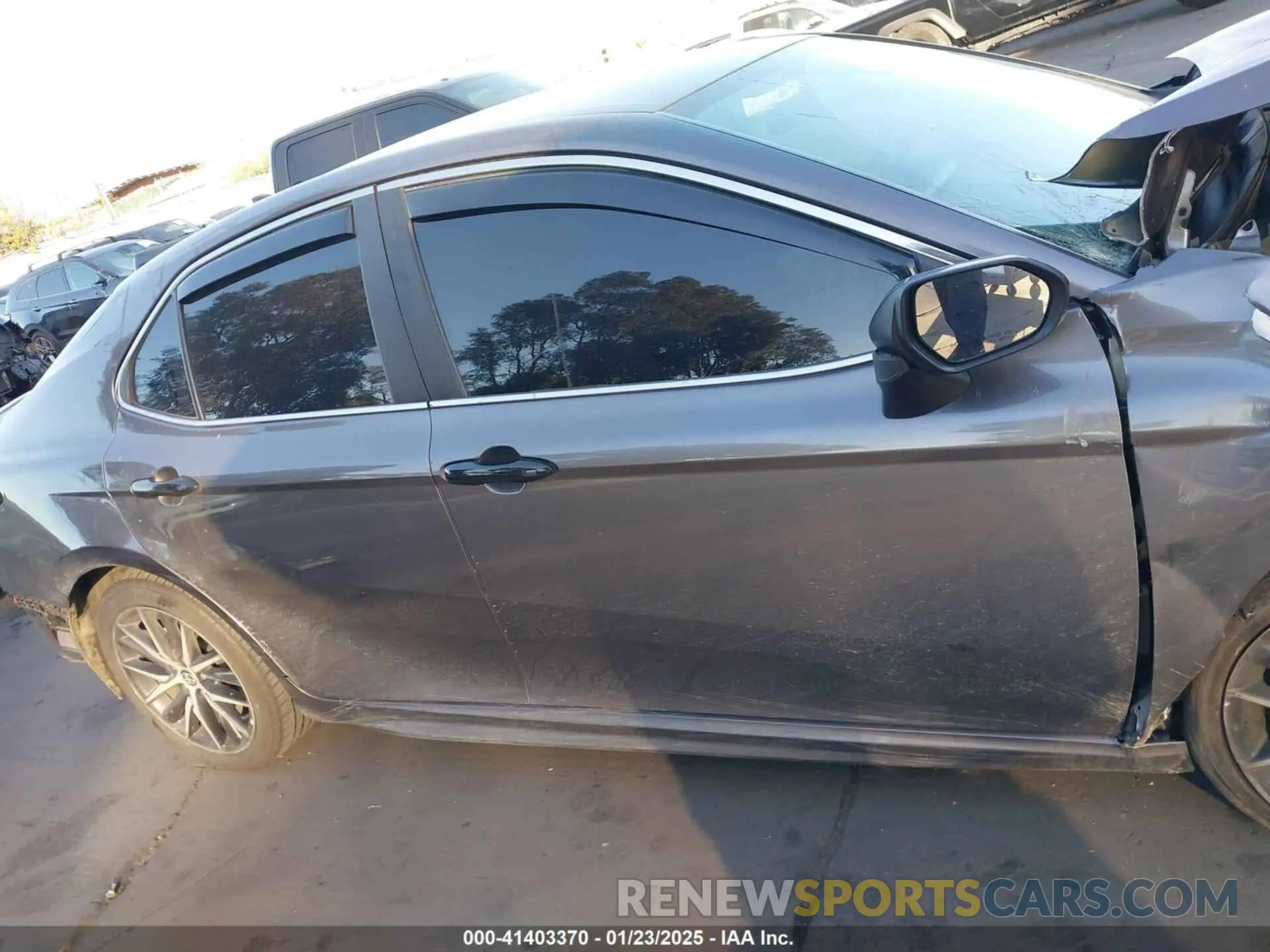 14 fotografías del automóvil dañado 4T1G11AK6NU055923 TOYOTA CAMRY 2022