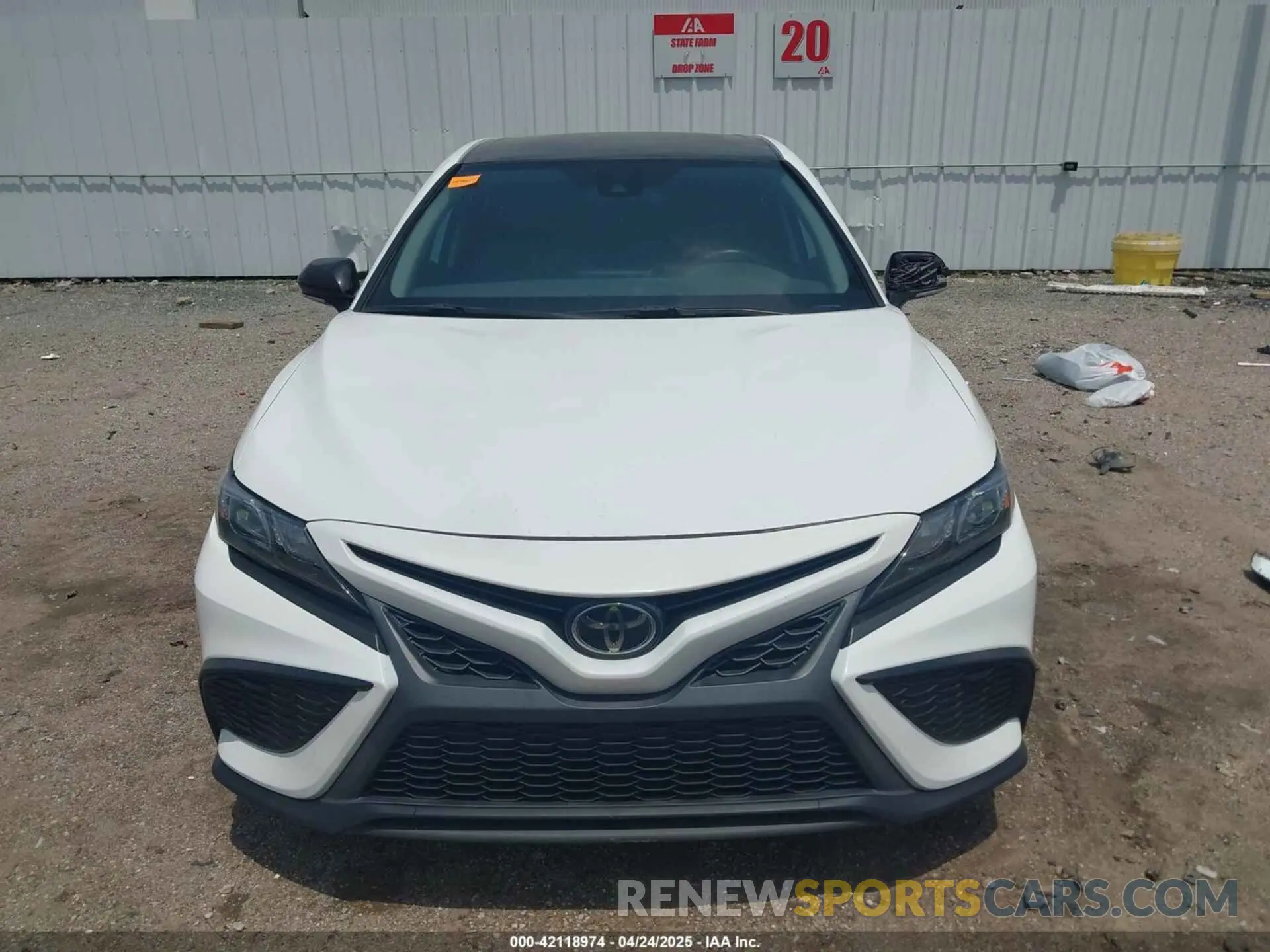 12 fotografías del automóvil dañado 4T1G11AK6NU630621 TOYOTA CAMRY 2022