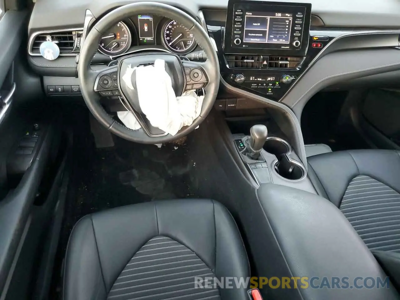 8 fotografías del automóvil dañado 4T1G11AK6NU667930 TOYOTA CAMRY 2022
