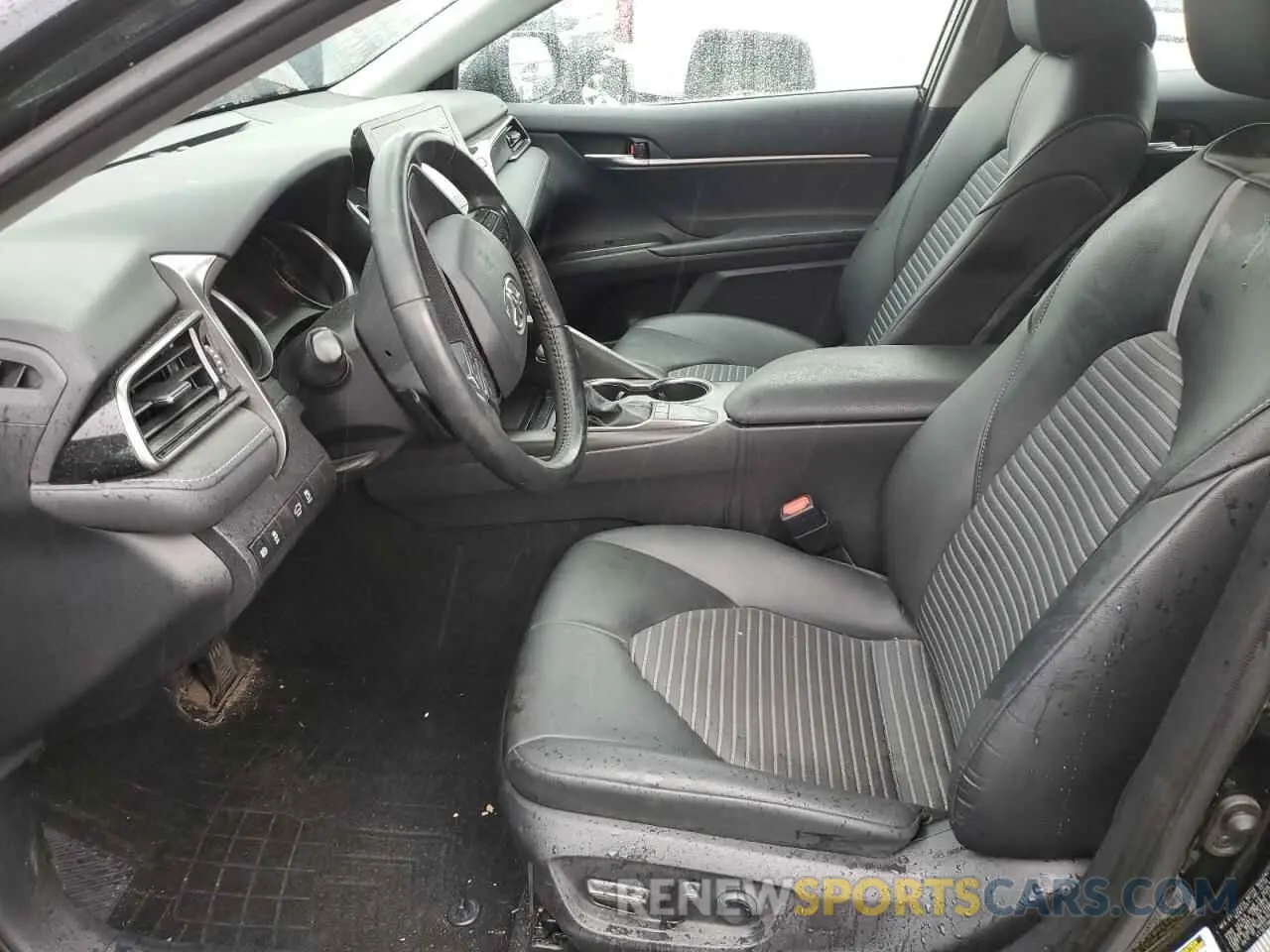 7 fotografías del automóvil dañado 4T1G11AK6NU683285 TOYOTA CAMRY 2022
