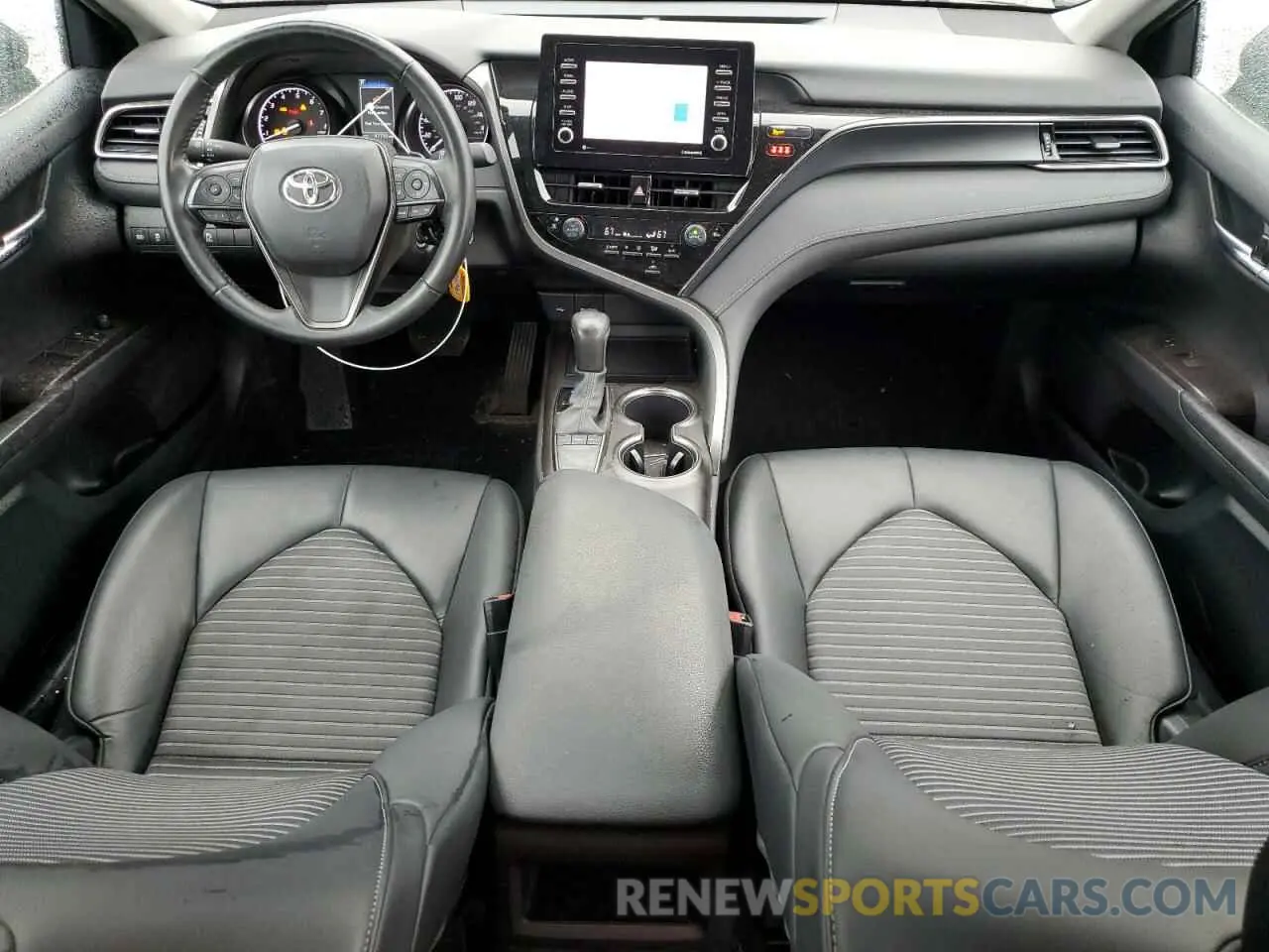 8 fotografías del automóvil dañado 4T1G11AK6NU683285 TOYOTA CAMRY 2022