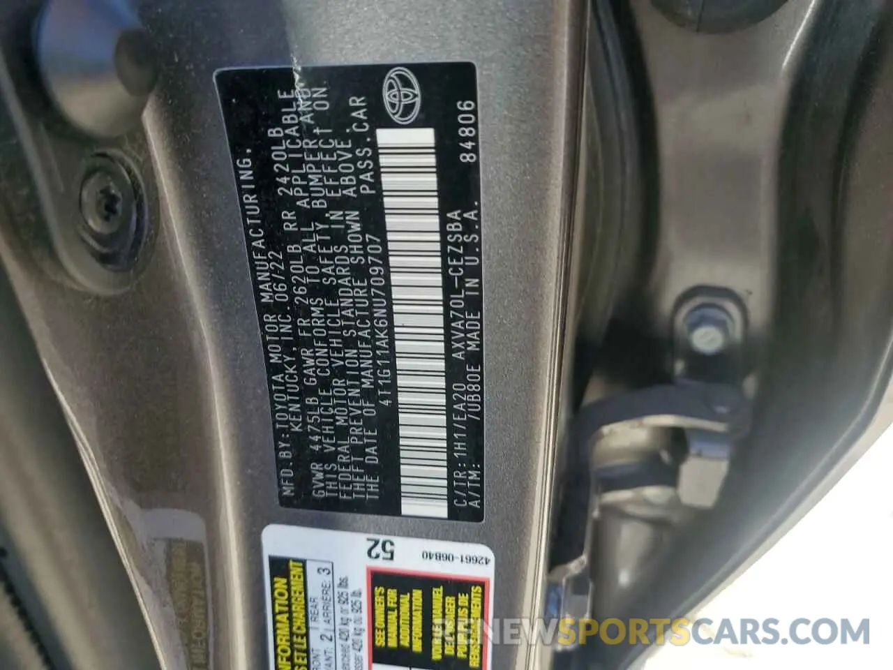 12 fotografías del automóvil dañado 4T1G11AK6NU709707 TOYOTA CAMRY 2022