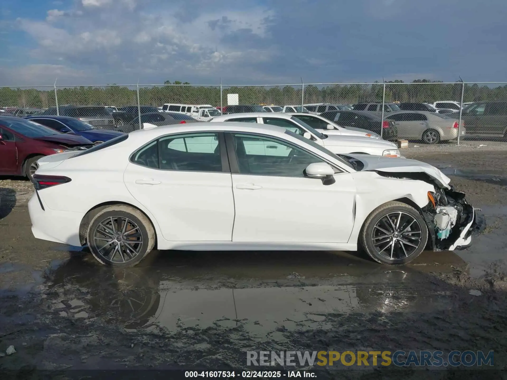 13 fotografías del automóvil dañado 4T1G11AK6NU713742 TOYOTA CAMRY 2022