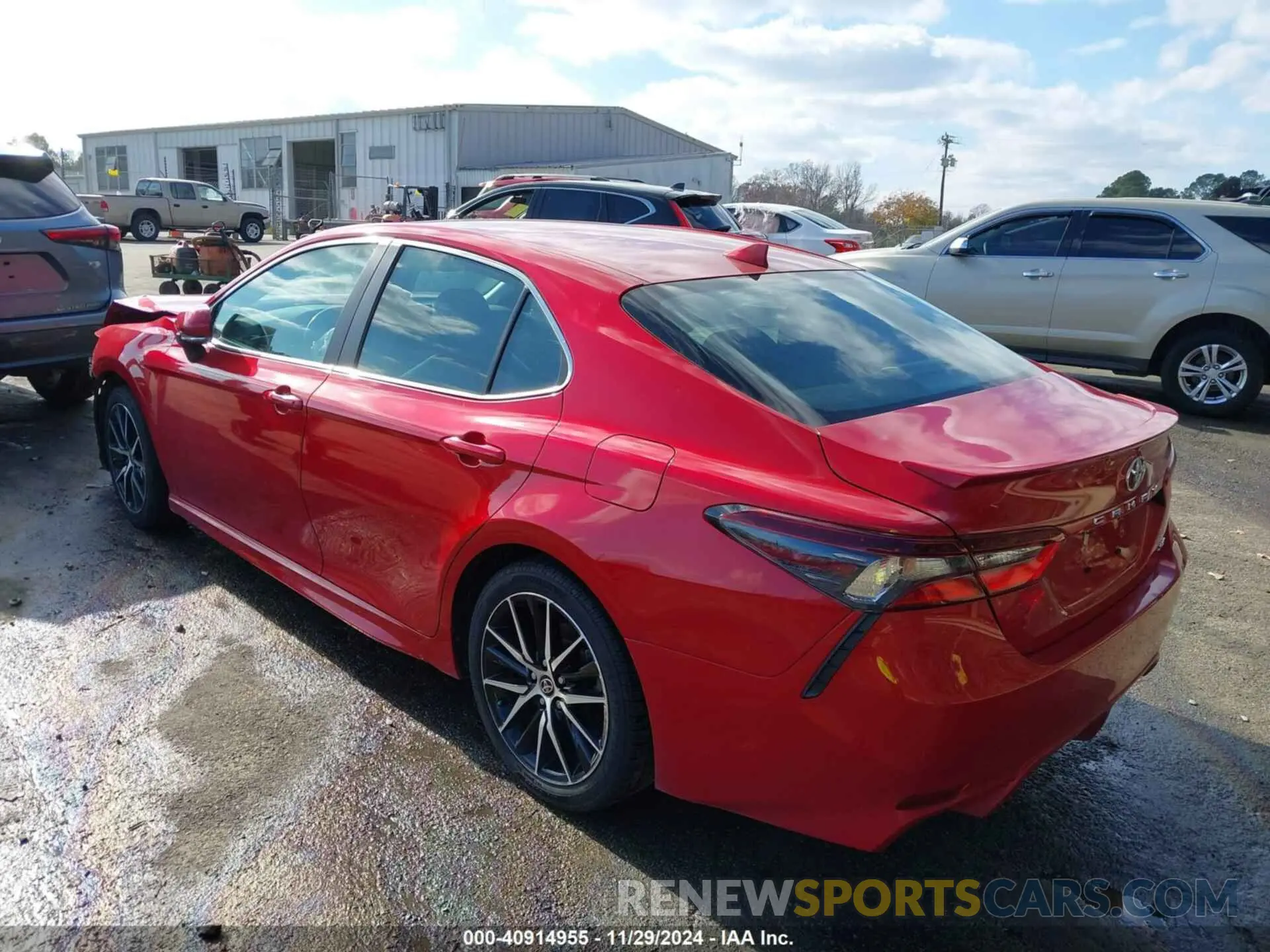 3 fotografías del automóvil dañado 4T1G11AK7NU025670 TOYOTA CAMRY 2022