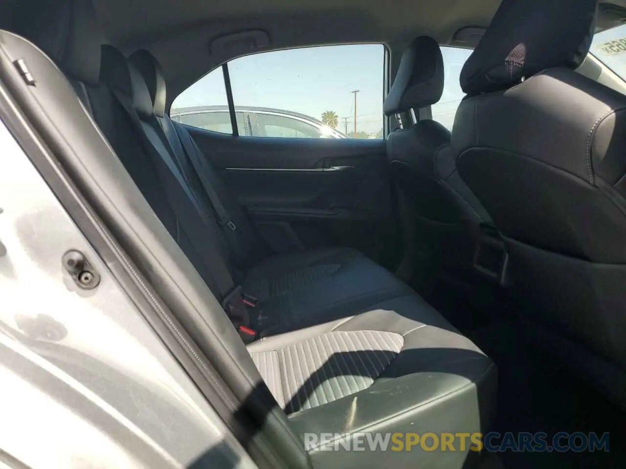 10 fotografías del automóvil dañado 4T1G11AK7NU049757 TOYOTA CAMRY 2022