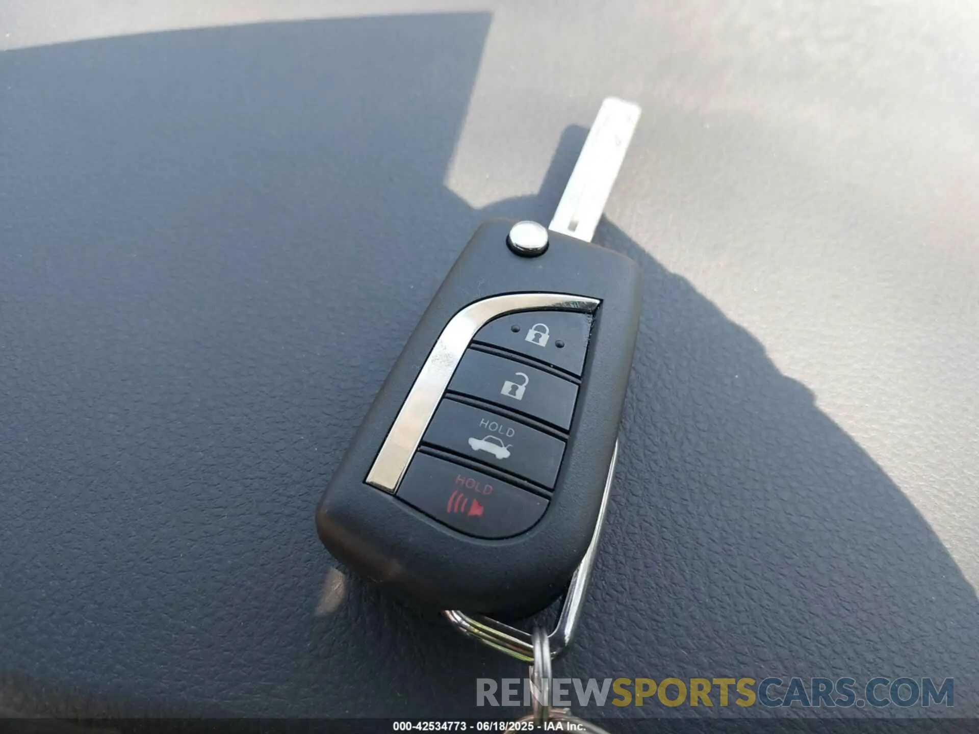 11 fotografías del automóvil dañado 4T1G11AK7NU068339 TOYOTA CAMRY 2022