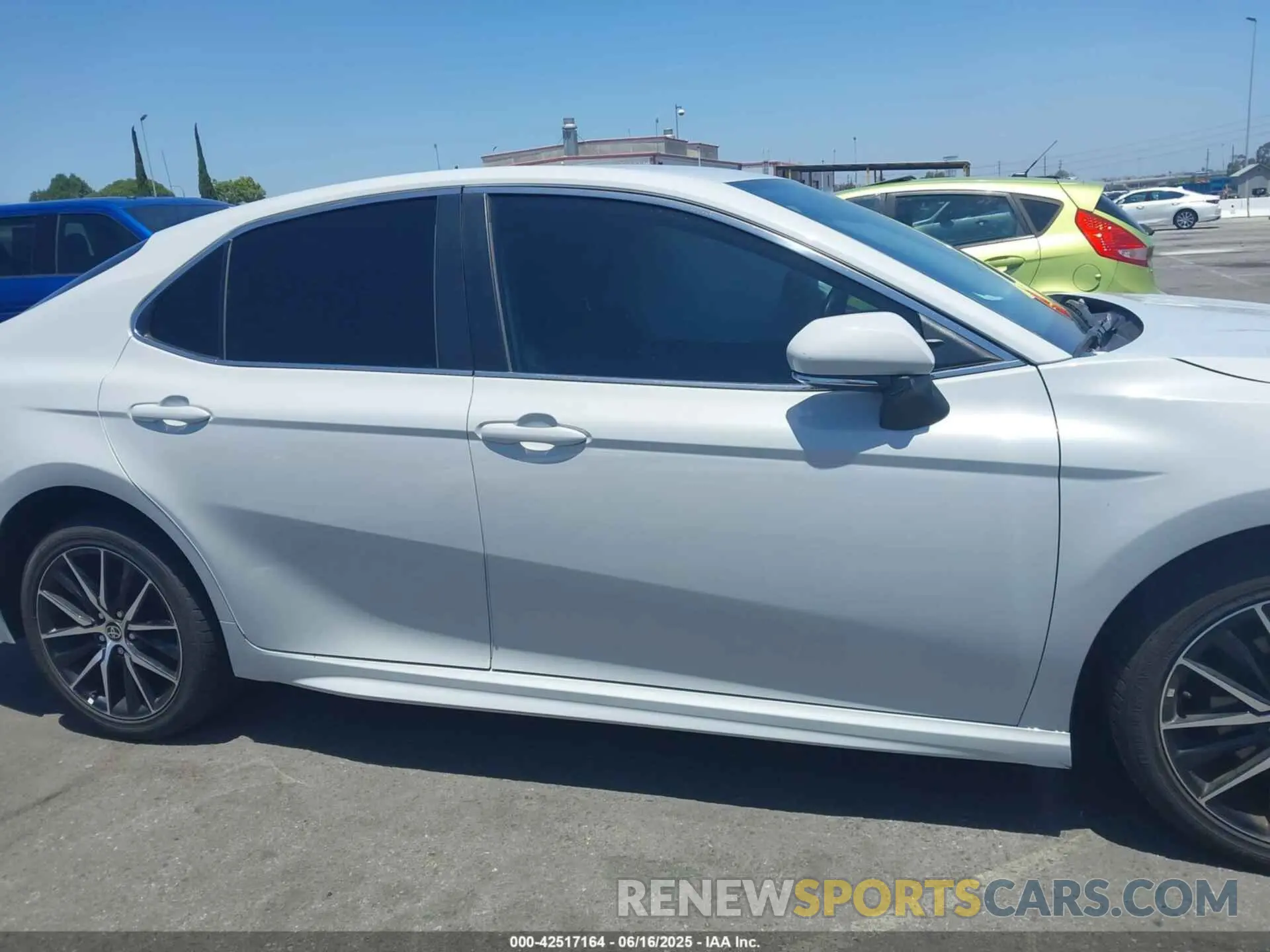 13 fotografías del automóvil dañado 4T1G11AK7NU076585 TOYOTA CAMRY 2022