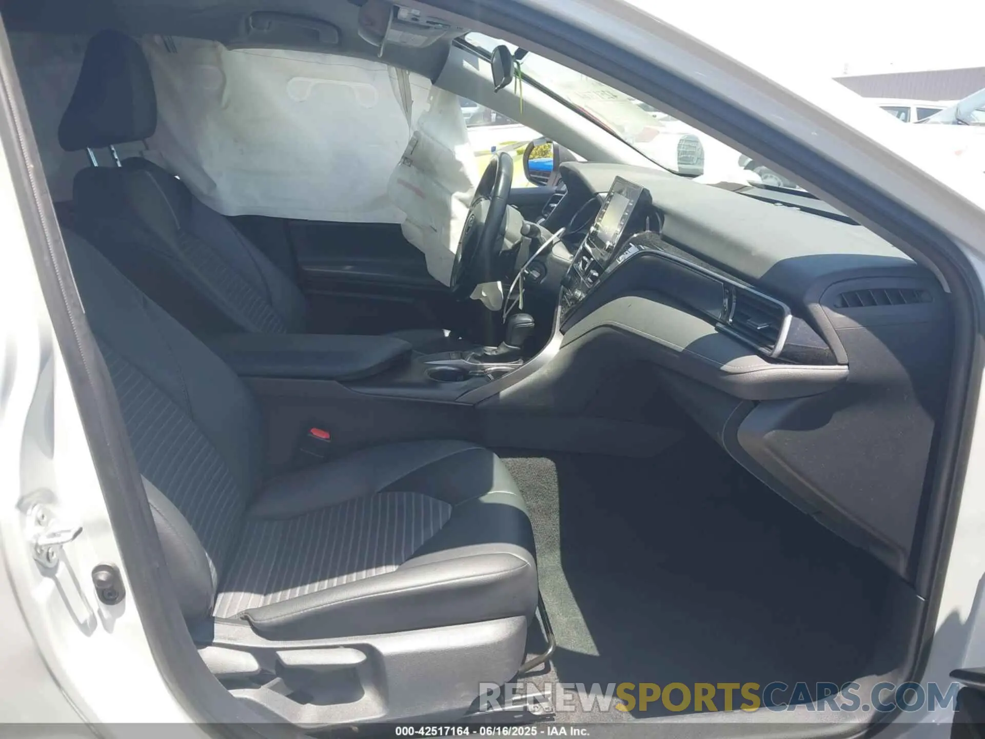5 fotografías del automóvil dañado 4T1G11AK7NU076585 TOYOTA CAMRY 2022
