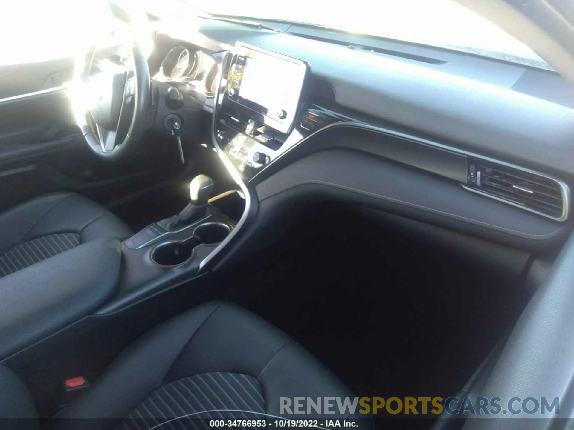 5 fotografías del automóvil dañado 4T1G11AK7NU628439 TOYOTA CAMRY 2022