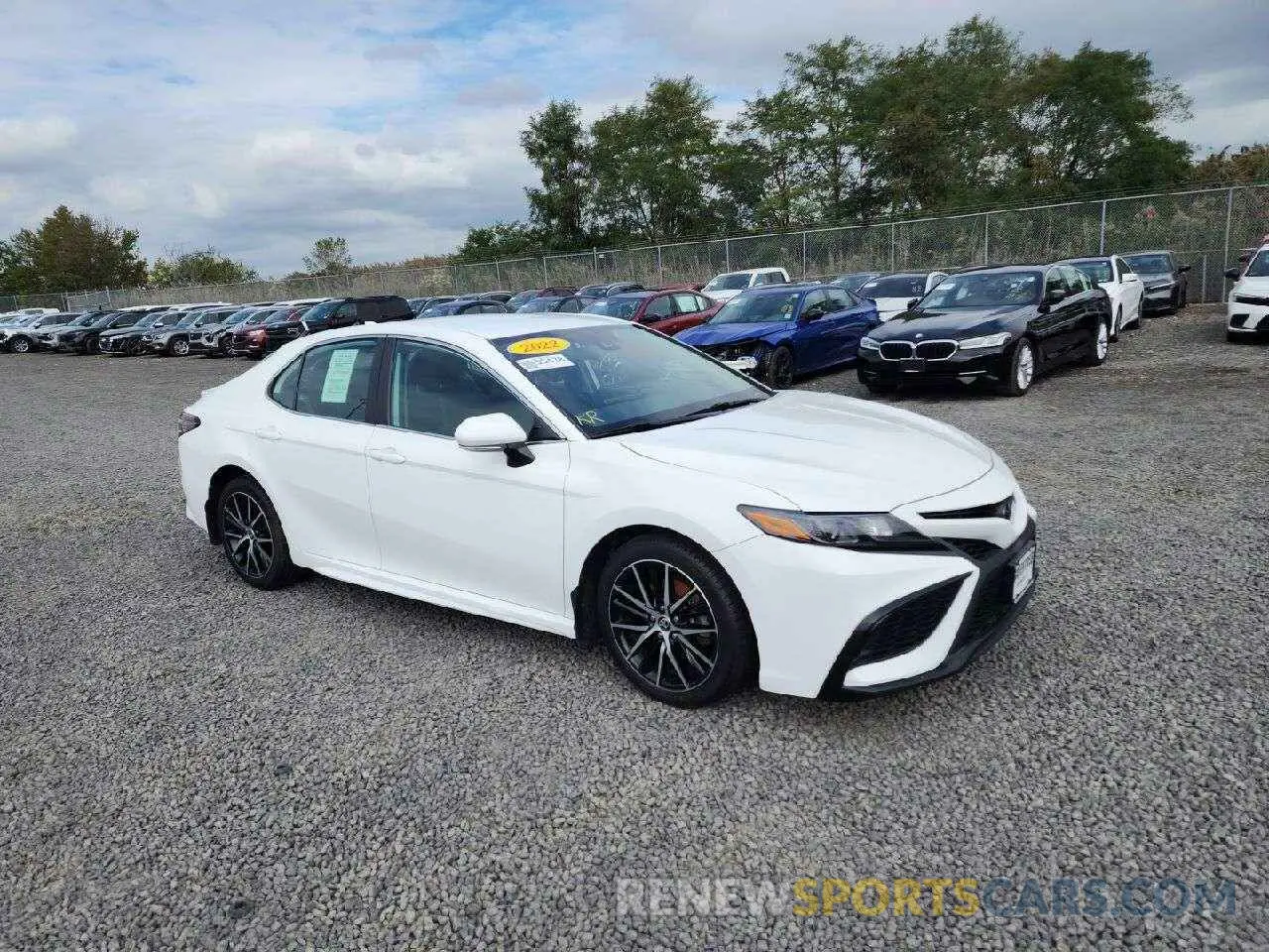 3 fotografías del automóvil dañado 4T1G11AK7NU635214 TOYOTA CAMRY 2022