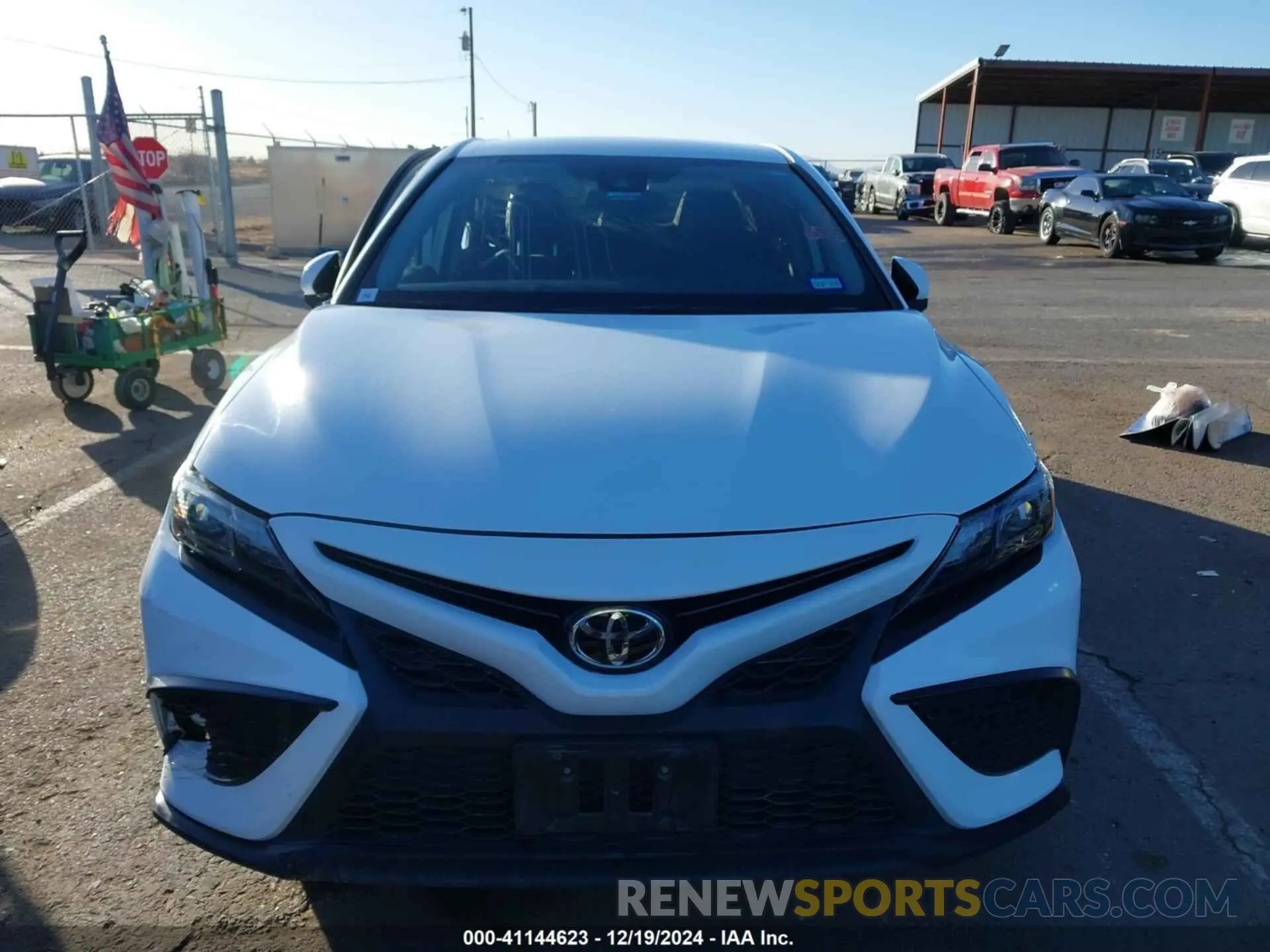 12 fotografías del automóvil dañado 4T1G11AK7NU636489 TOYOTA CAMRY 2022