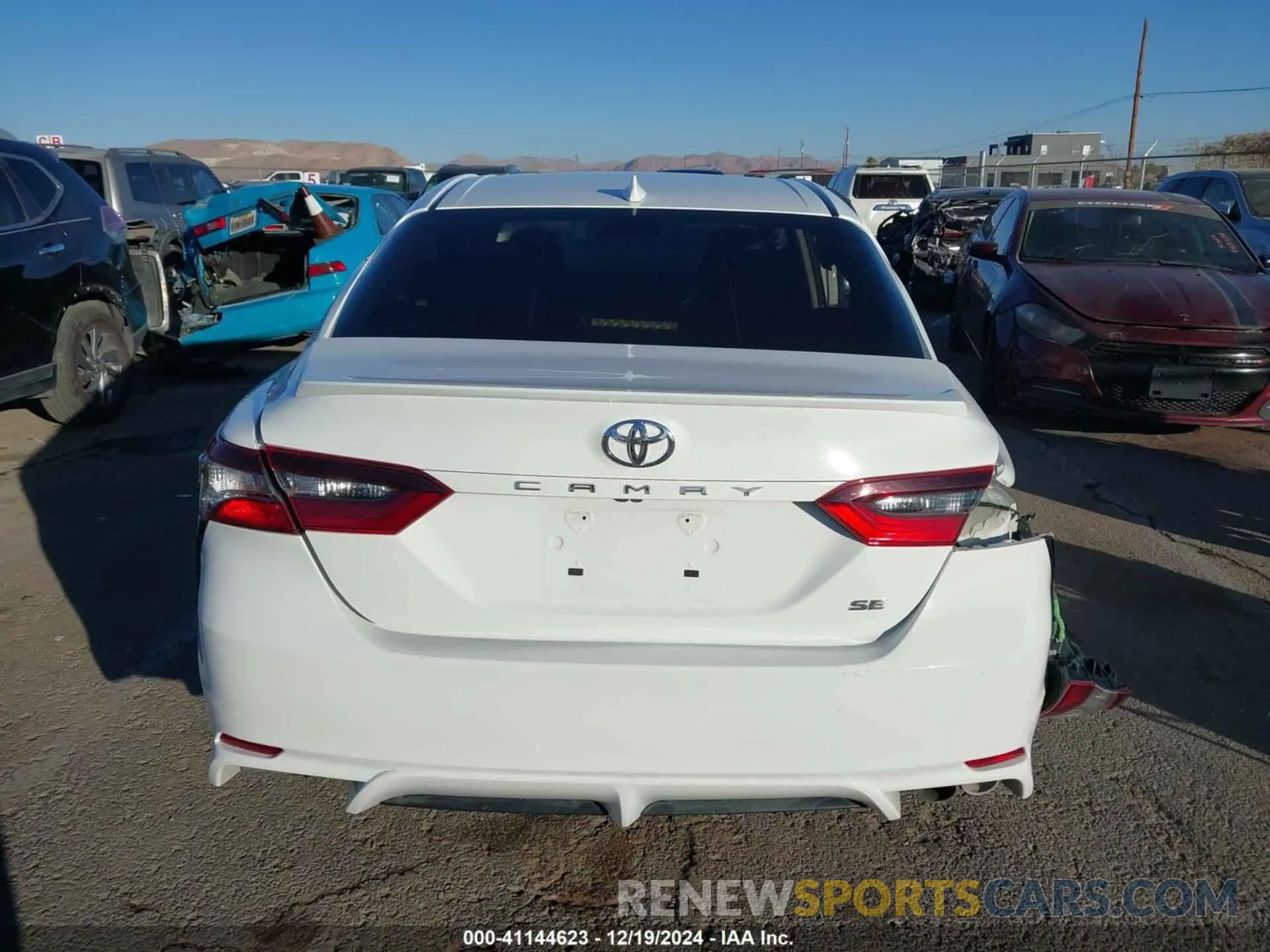 16 fotografías del automóvil dañado 4T1G11AK7NU636489 TOYOTA CAMRY 2022