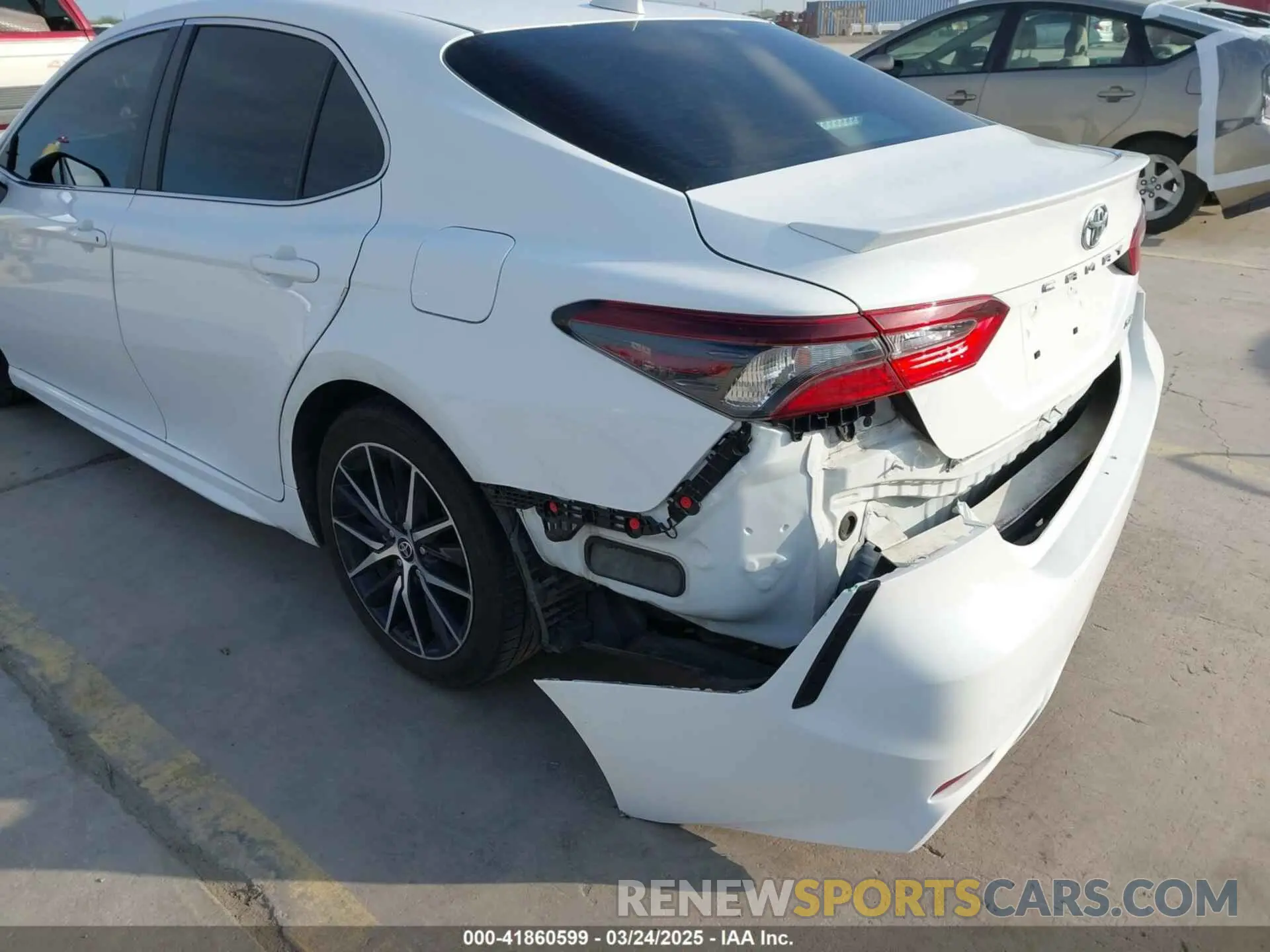 18 fotografías del automóvil dañado 4T1G11AK7NU640669 TOYOTA CAMRY 2022