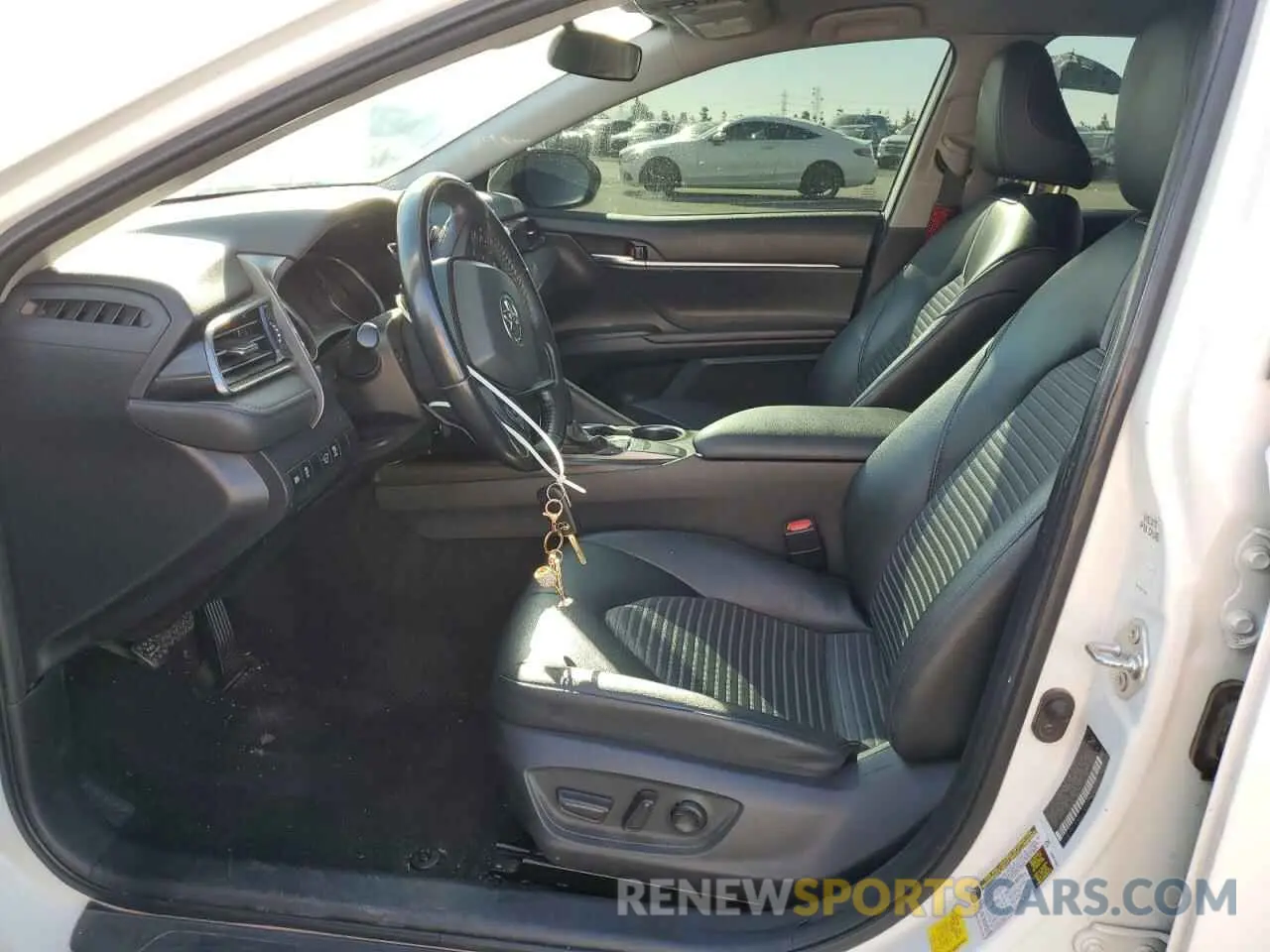 7 fotografías del automóvil dañado 4T1G11AK7NU640736 TOYOTA CAMRY 2022