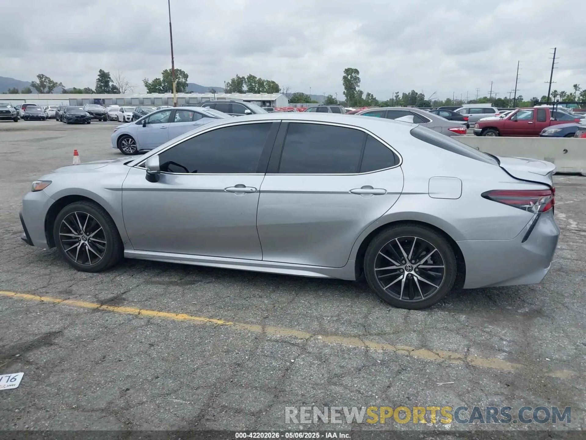 14 fotografías del automóvil dañado 4T1G11AK7NU669783 TOYOTA CAMRY 2022