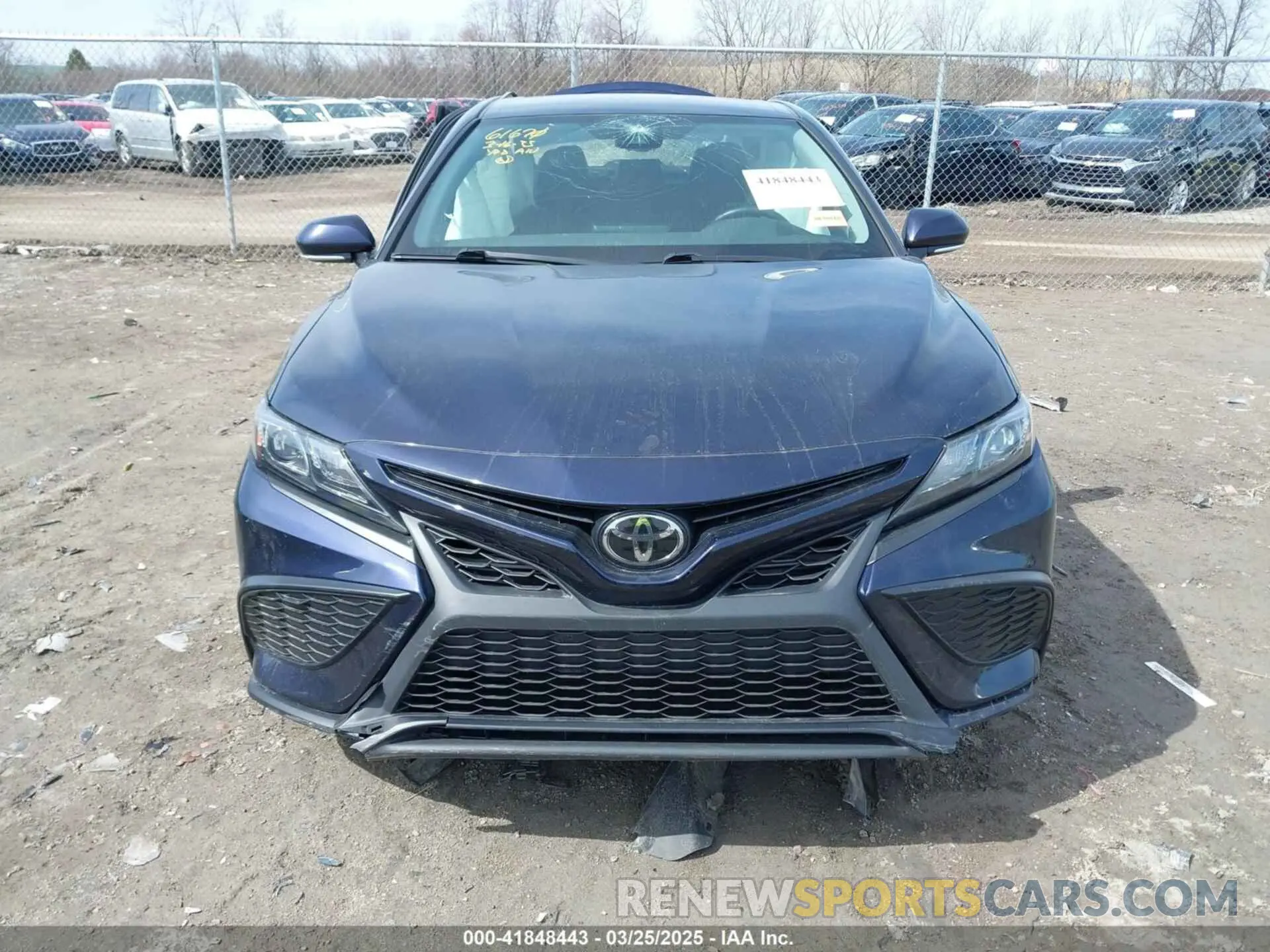 11 fotografías del automóvil dañado 4T1G11AK7NU674059 TOYOTA CAMRY 2022