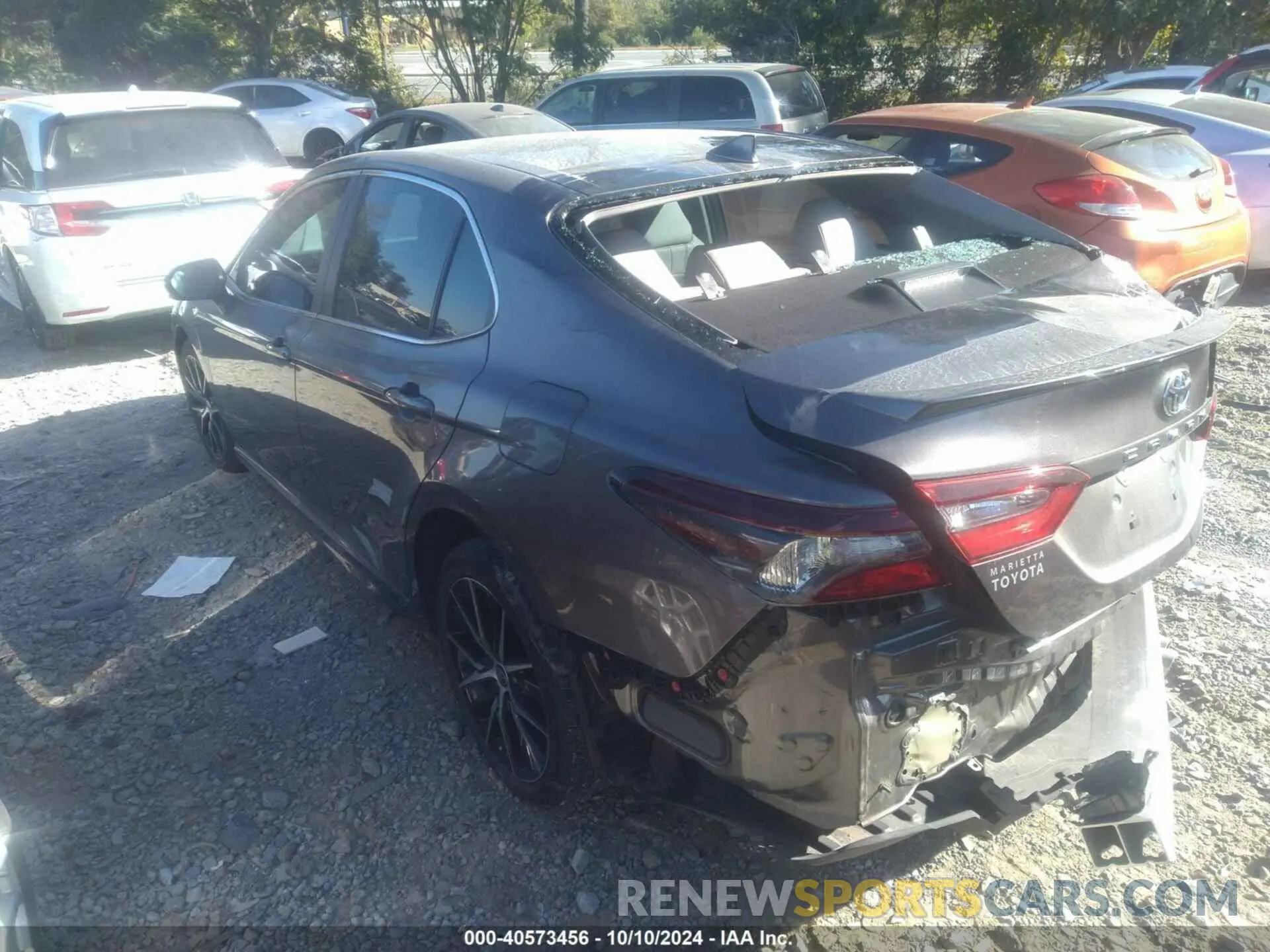 3 fotografías del automóvil dañado 4T1G11AK7NU676734 TOYOTA CAMRY 2022