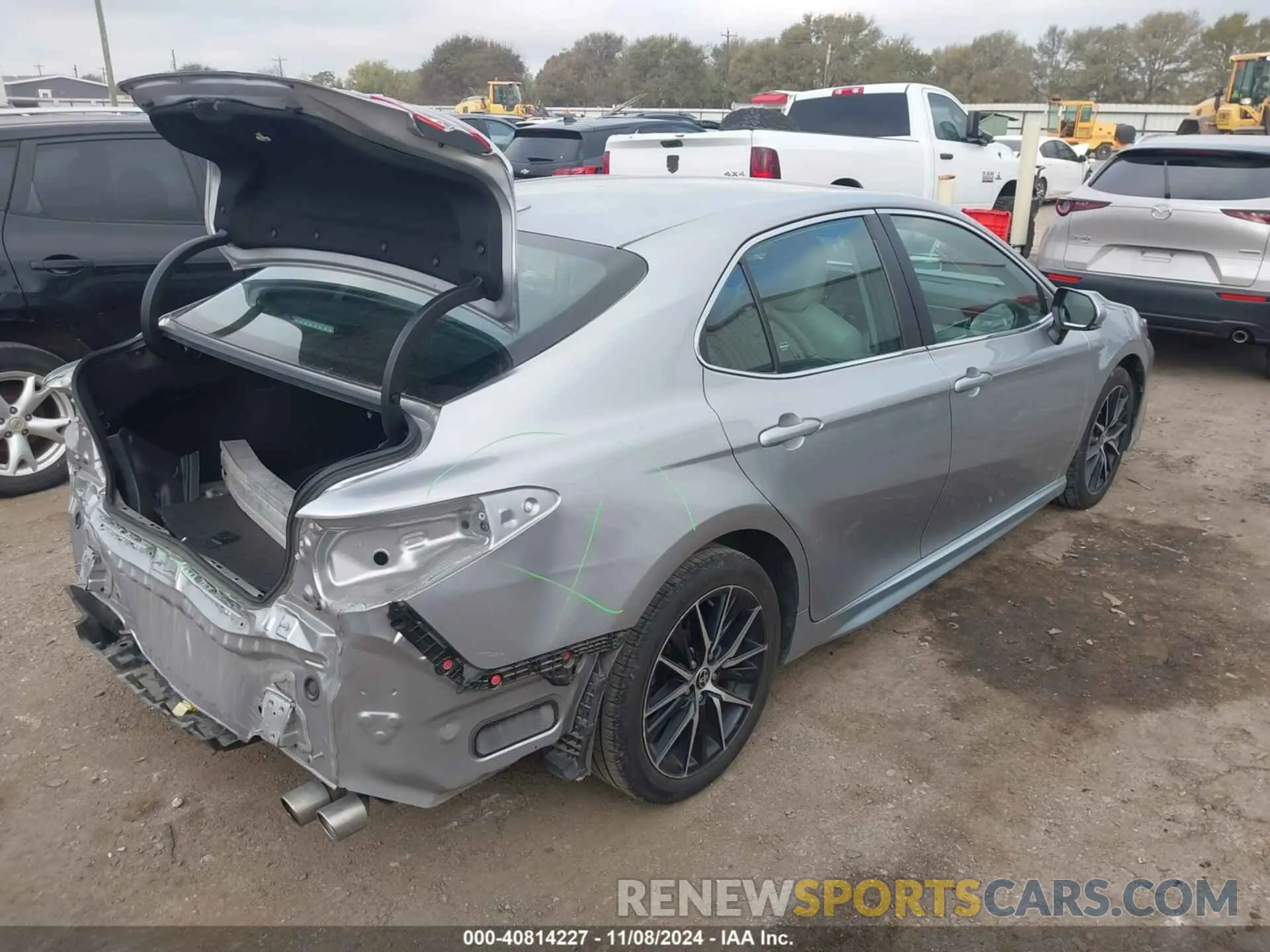 4 fotografías del automóvil dañado 4T1G11AK7NU686681 TOYOTA CAMRY 2022