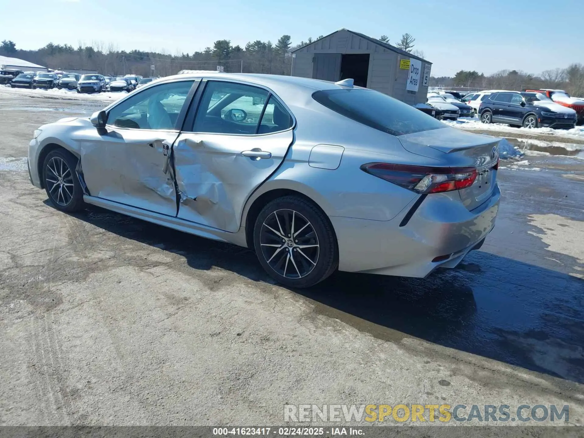 3 fotografías del automóvil dañado 4T1G11AK7NU686695 TOYOTA CAMRY 2022