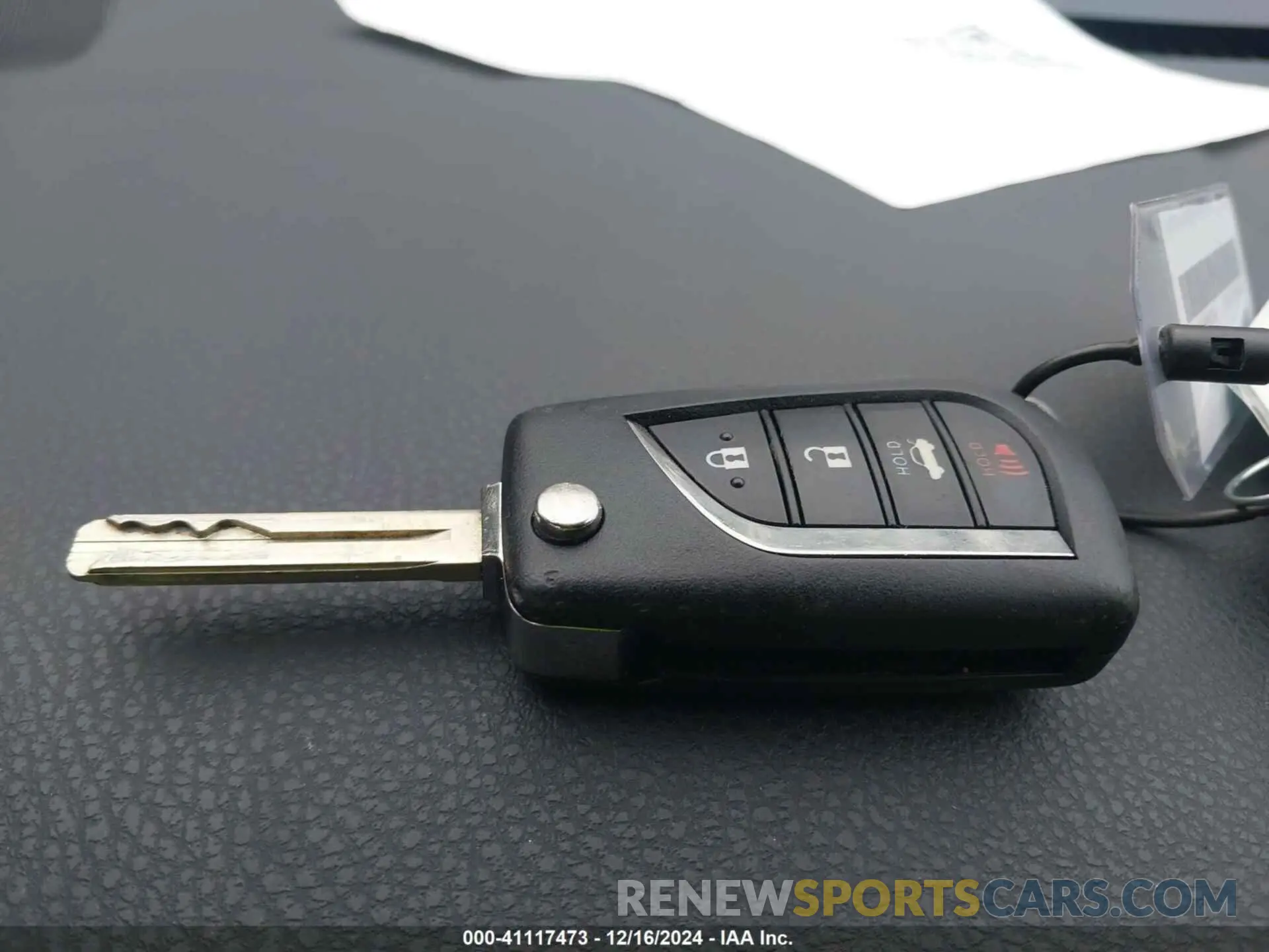 11 fotografías del automóvil dañado 4T1G11AK7NU695171 TOYOTA CAMRY 2022