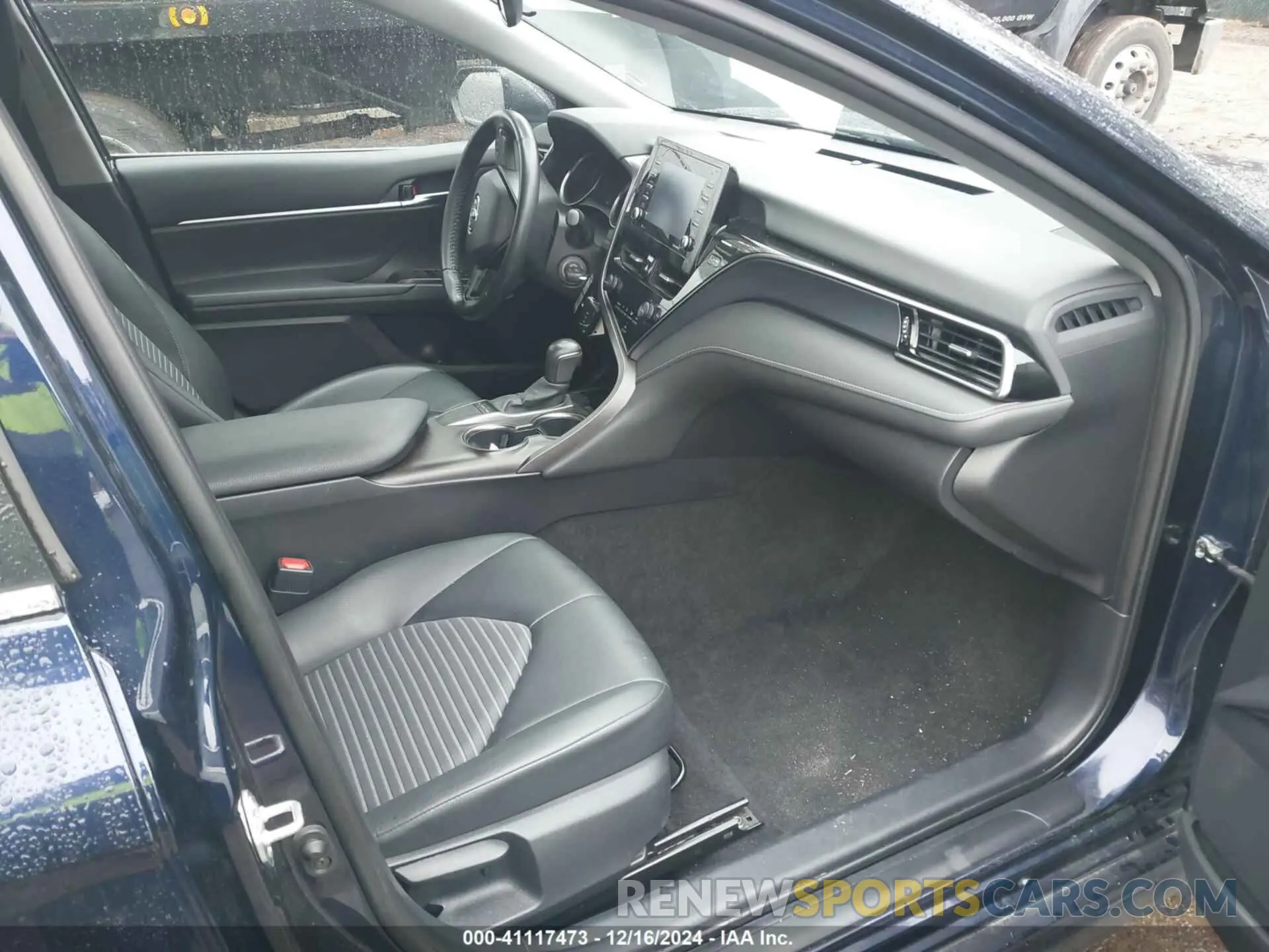 5 fotografías del automóvil dañado 4T1G11AK7NU695171 TOYOTA CAMRY 2022