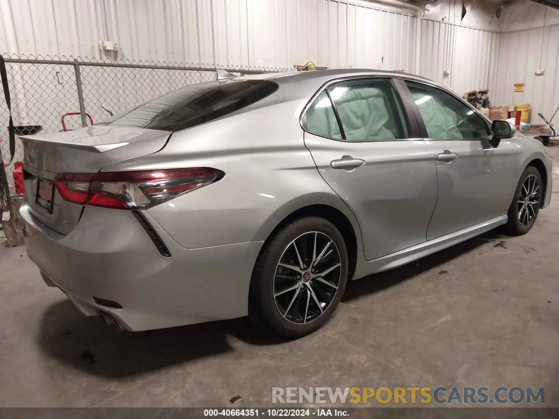 4 fotografías del automóvil dañado 4T1G11AK7NU702930 TOYOTA CAMRY 2022