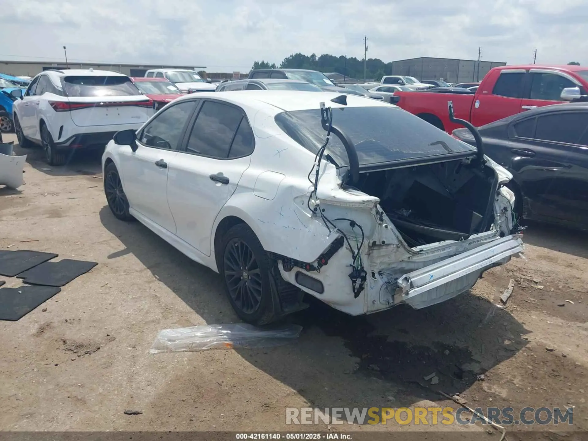 3 fotografías del automóvil dañado 4T1G11AK8NU027220 TOYOTA CAMRY 2022