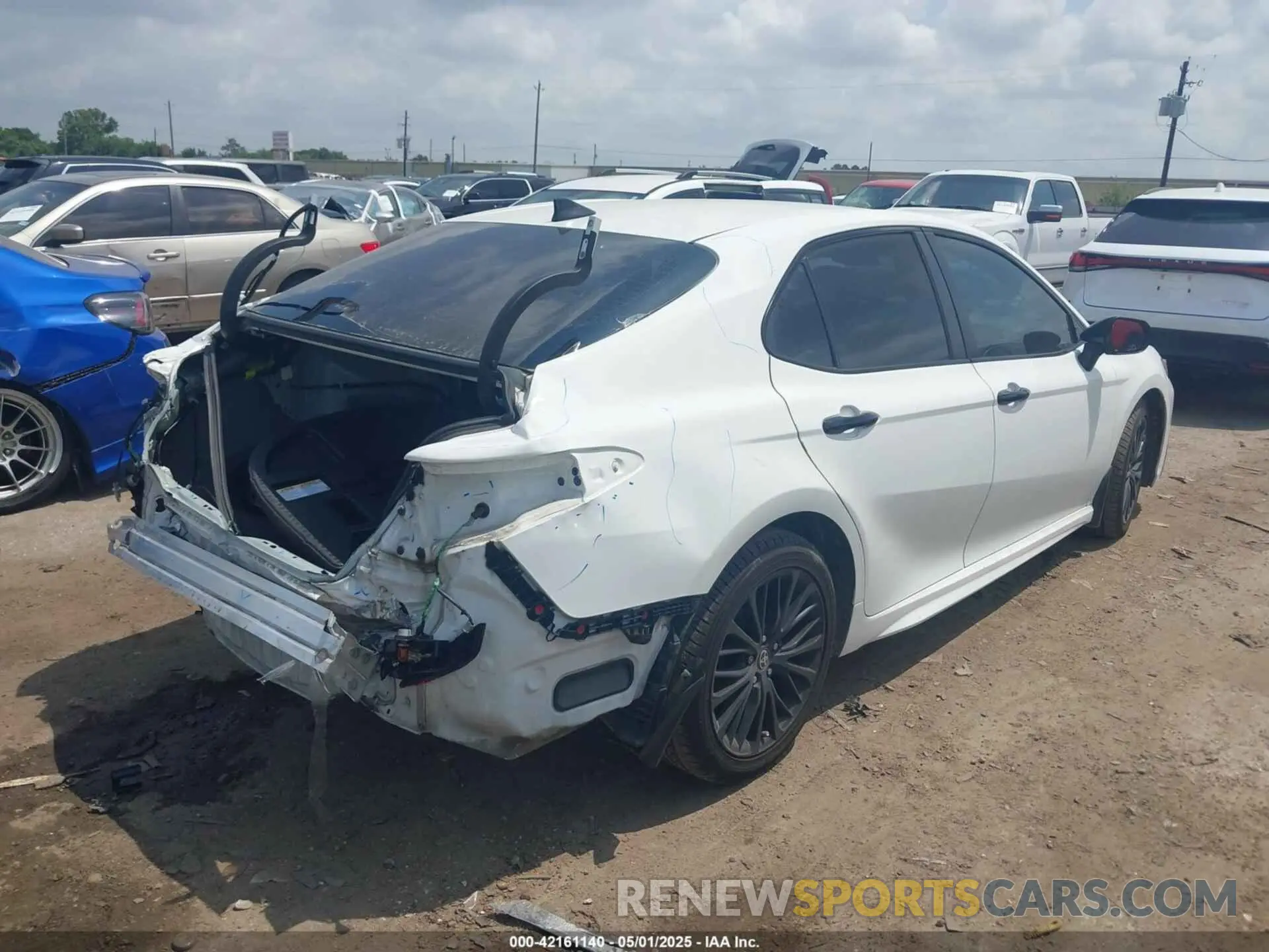 4 fotografías del automóvil dañado 4T1G11AK8NU027220 TOYOTA CAMRY 2022
