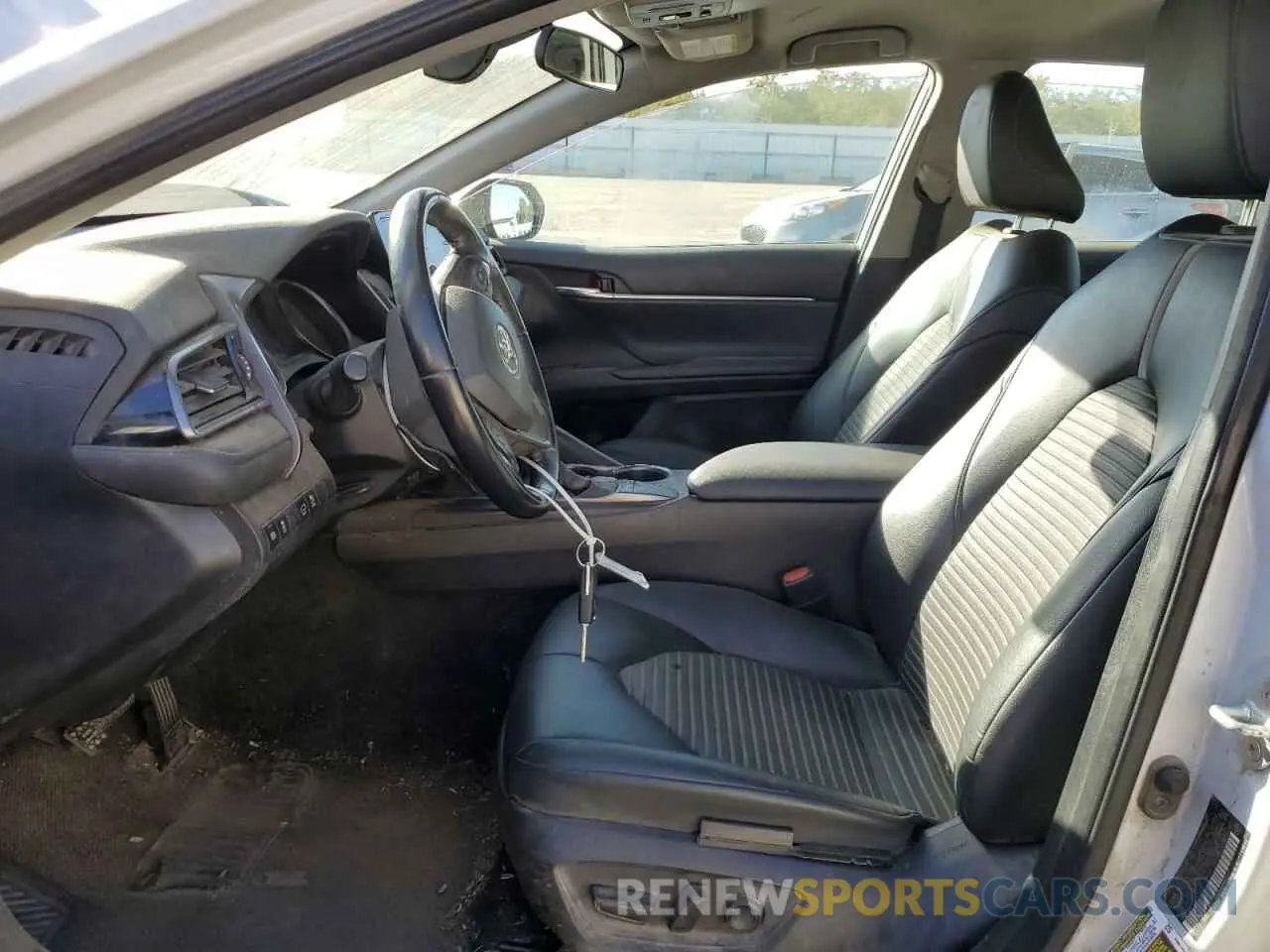 7 fotografías del automóvil dañado 4T1G11AK8NU044129 TOYOTA CAMRY 2022