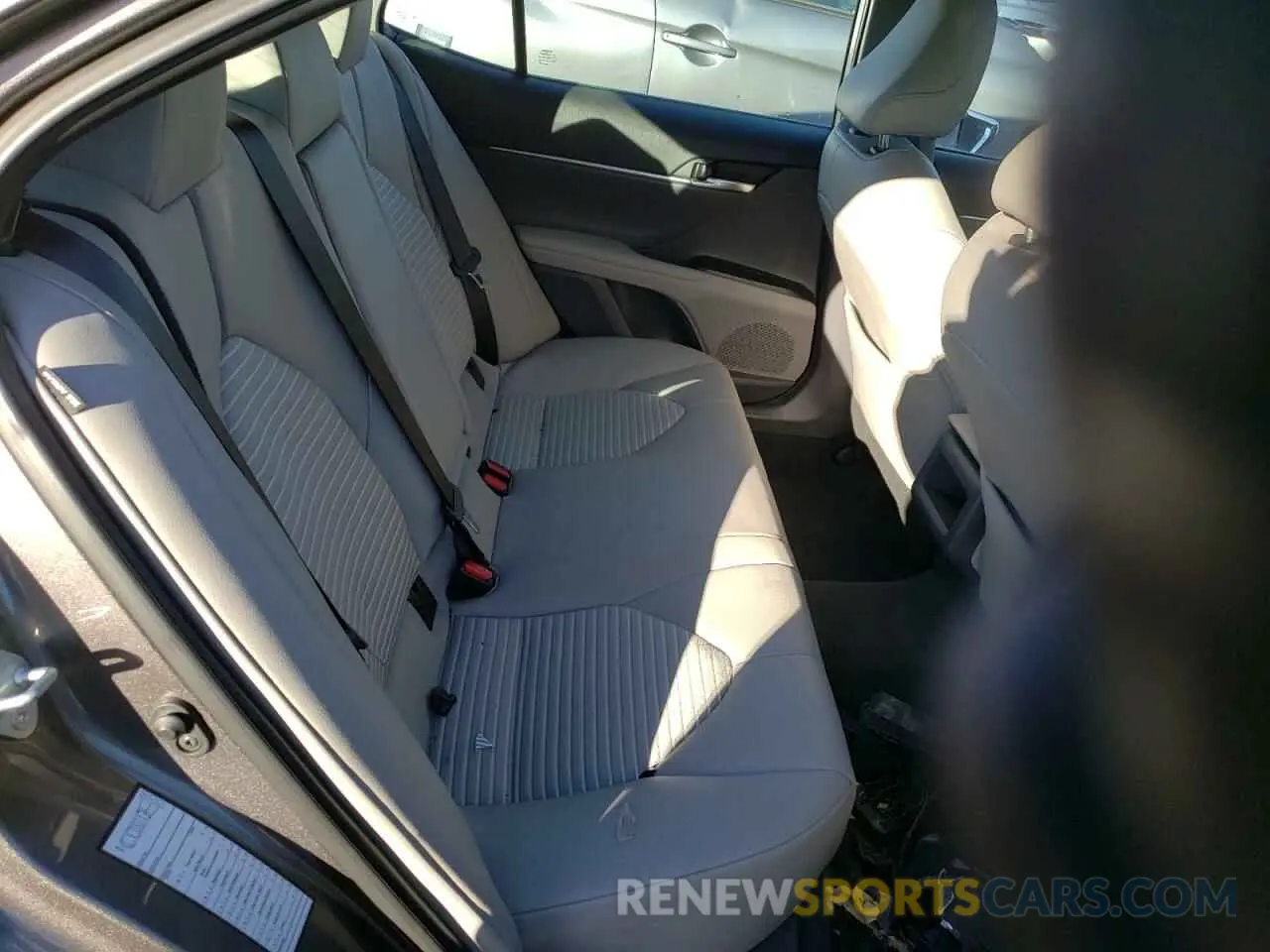10 fotografías del automóvil dañado 4T1G11AK8NU659683 TOYOTA CAMRY 2022