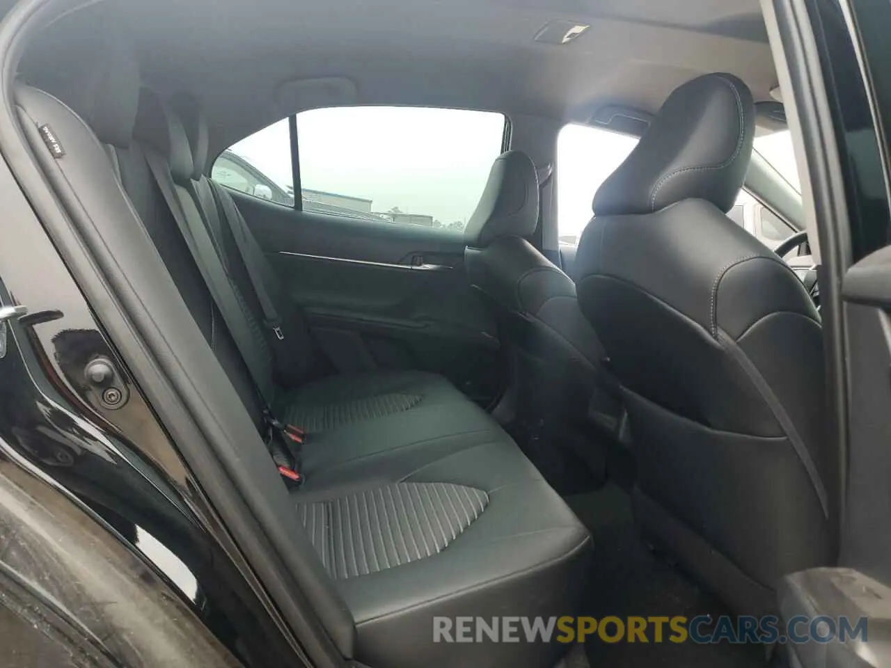10 fotografías del automóvil dañado 4T1G11AK8NU681098 TOYOTA CAMRY 2022