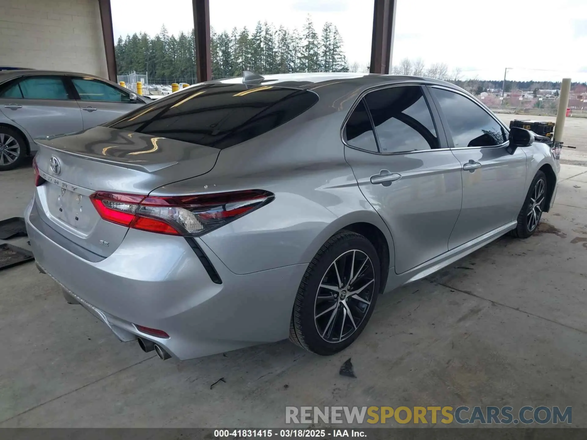 4 fotografías del automóvil dañado 4T1G11AK8NU690920 TOYOTA CAMRY 2022