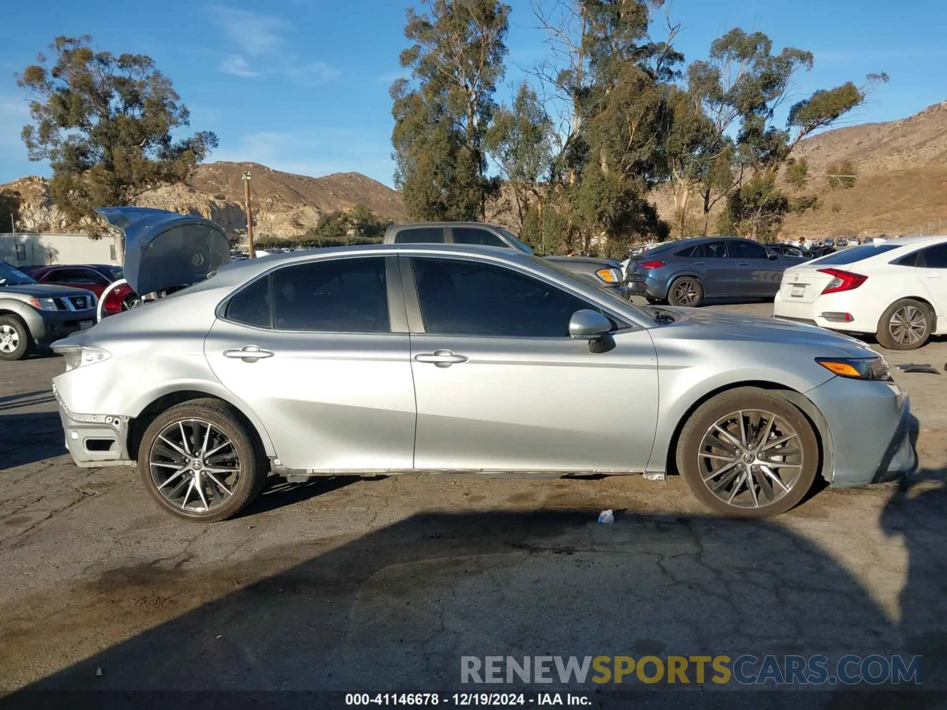 14 fotografías del automóvil dañado 4T1G11AK9NU017666 TOYOTA CAMRY 2022