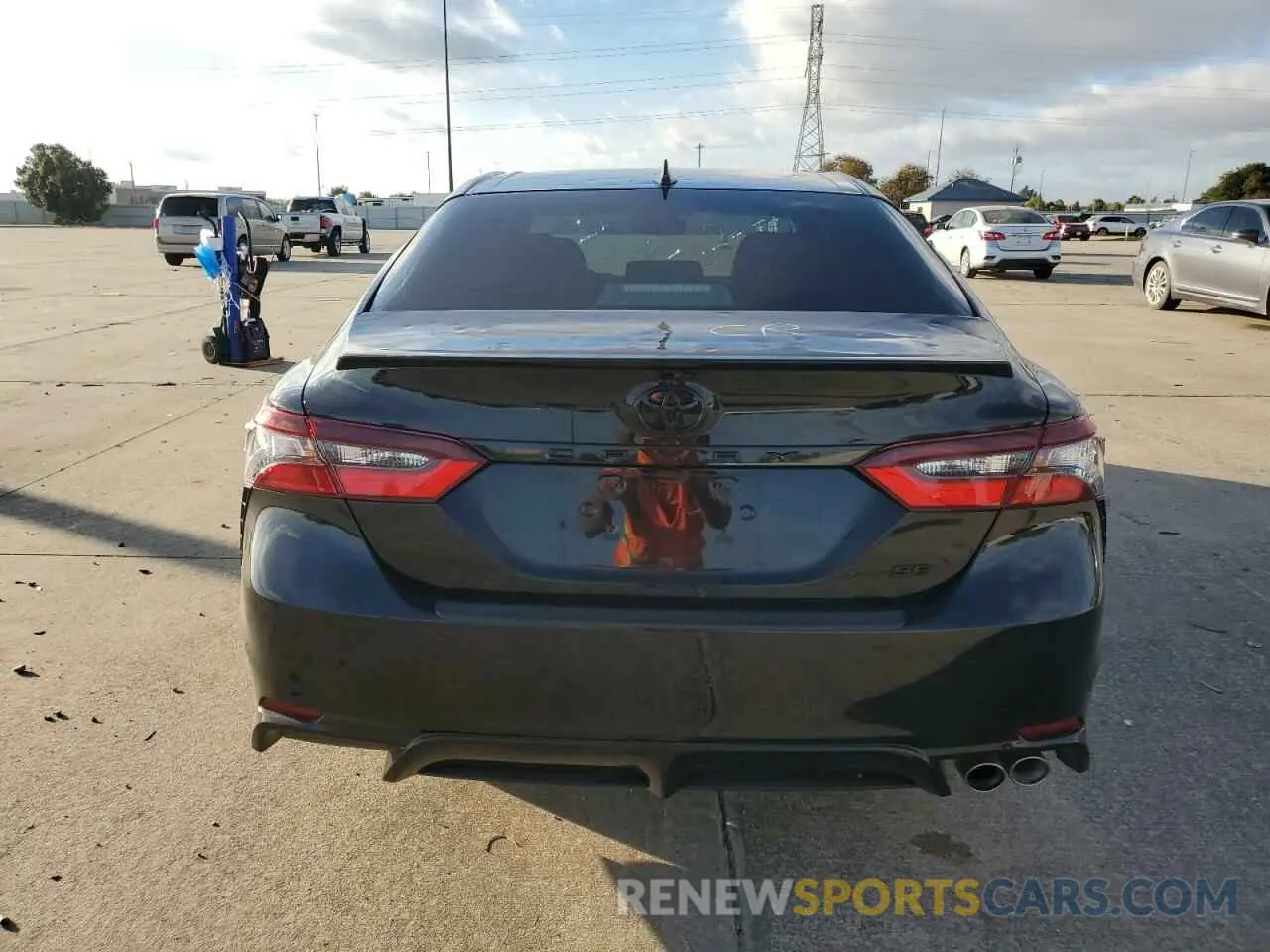 6 fotografías del automóvil dañado 4T1G11AK9NU024214 TOYOTA CAMRY 2022