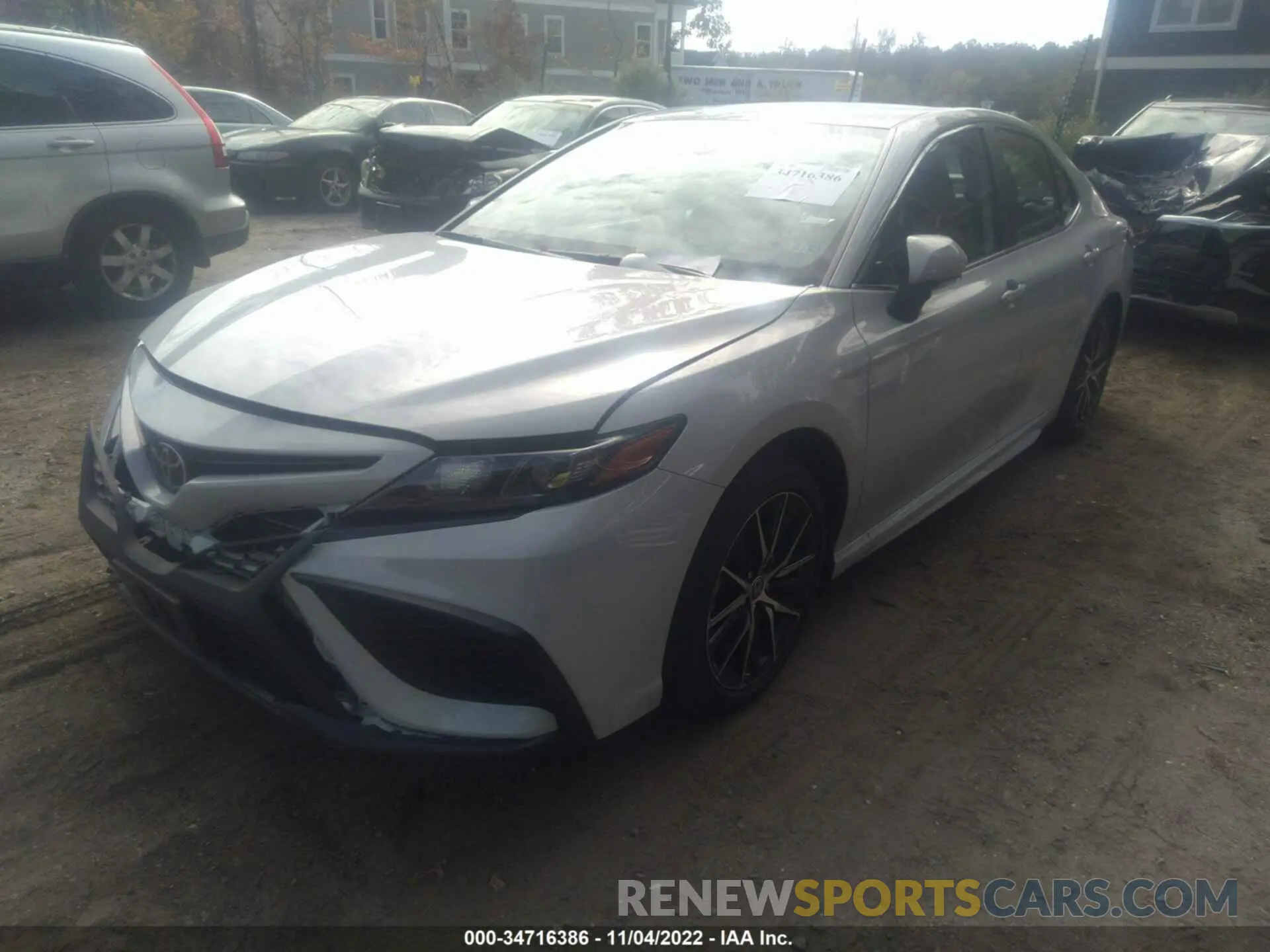 2 fotografías del automóvil dañado 4T1G11AK9NU053728 TOYOTA CAMRY 2022