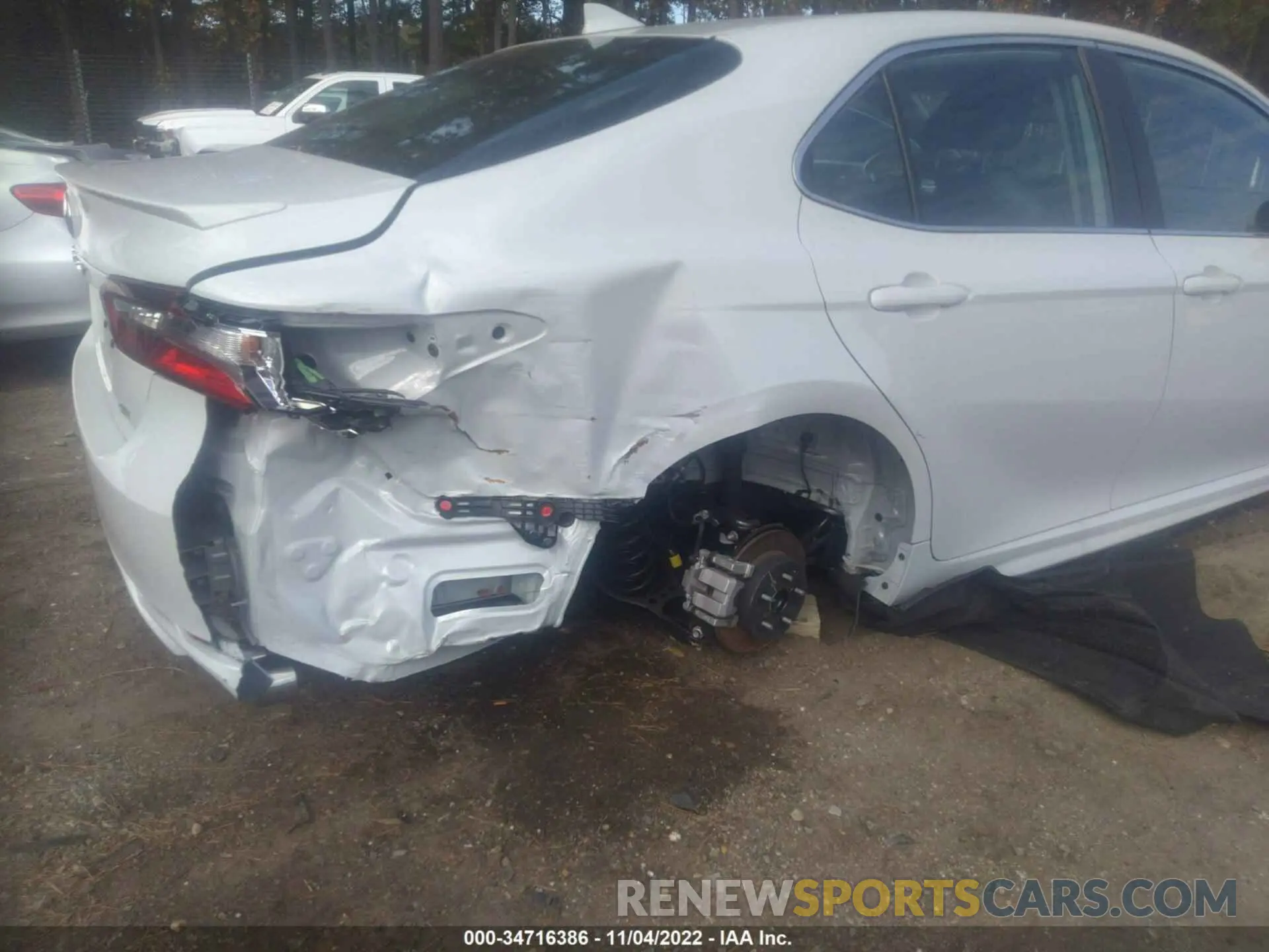 6 fotografías del automóvil dañado 4T1G11AK9NU053728 TOYOTA CAMRY 2022