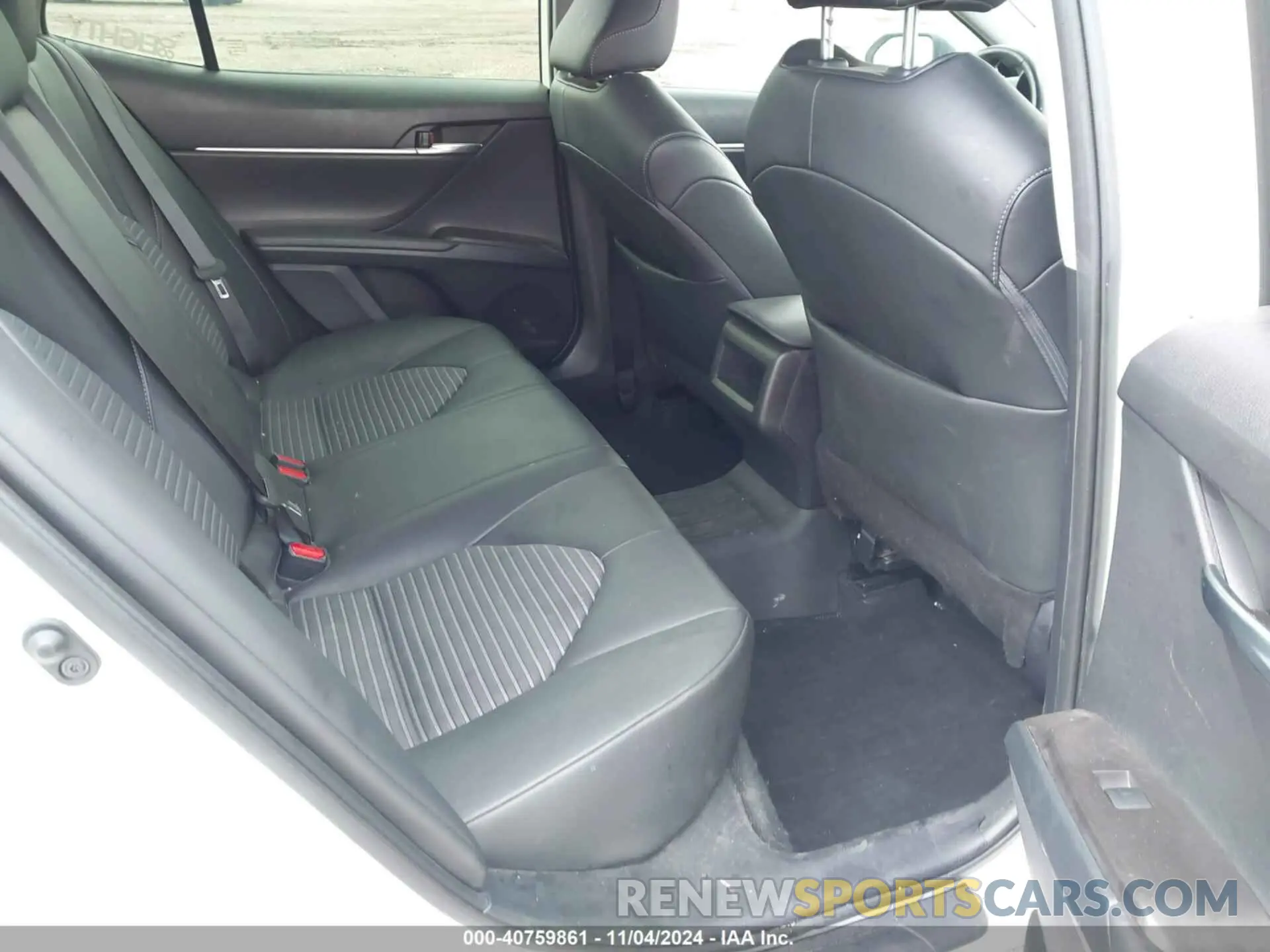 8 fotografías del automóvil dañado 4T1G11AK9NU062249 TOYOTA CAMRY 2022