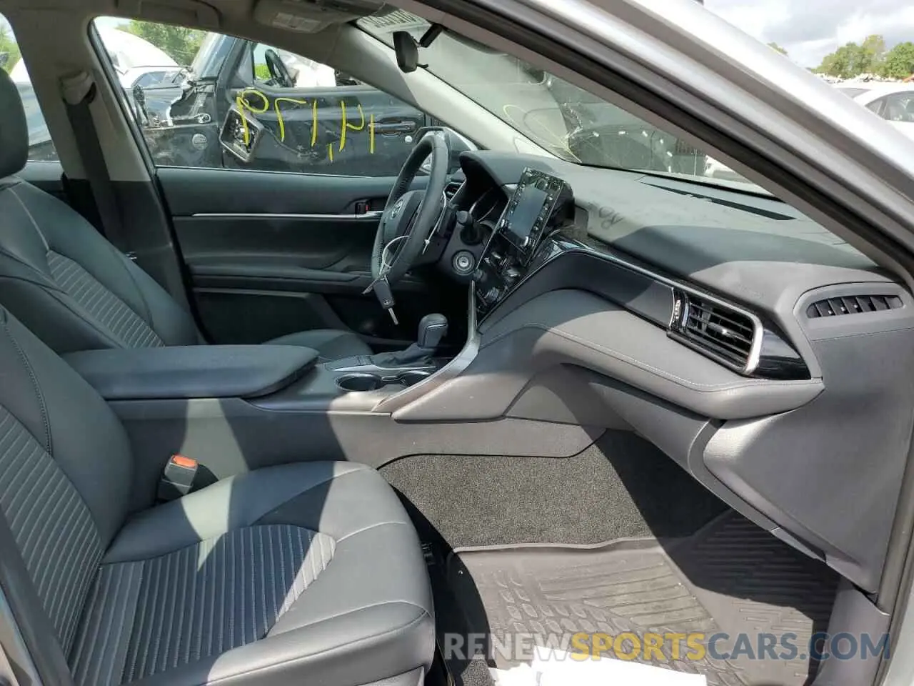5 fotografías del automóvil dañado 4T1G11AK9NU651771 TOYOTA CAMRY 2022