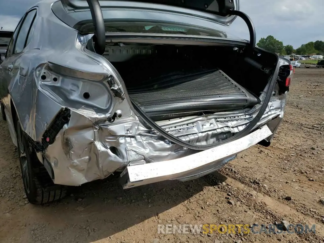 9 fotografías del automóvil dañado 4T1G11AK9NU651771 TOYOTA CAMRY 2022