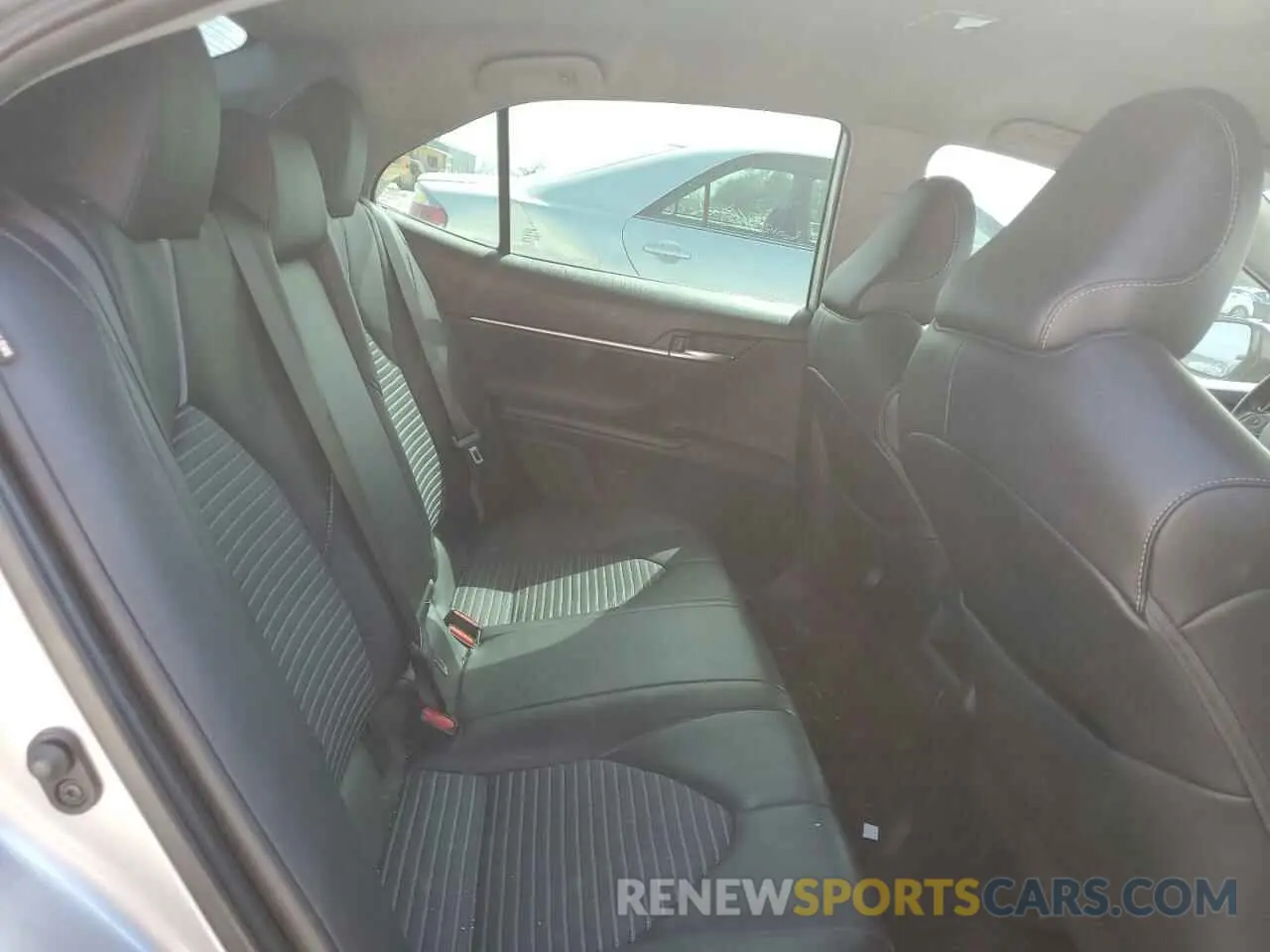 10 fotografías del automóvil dañado 4T1G11AK9NU652130 TOYOTA CAMRY 2022