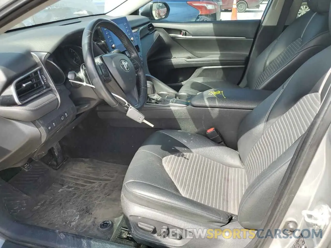 7 fotografías del automóvil dañado 4T1G11AK9NU652130 TOYOTA CAMRY 2022
