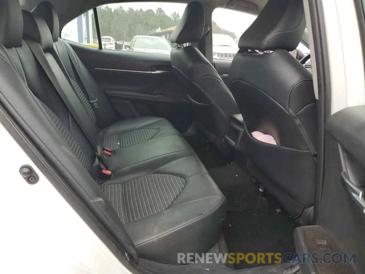 10 fotografías del automóvil dañado 4T1G11AK9NU653617 TOYOTA CAMRY 2022