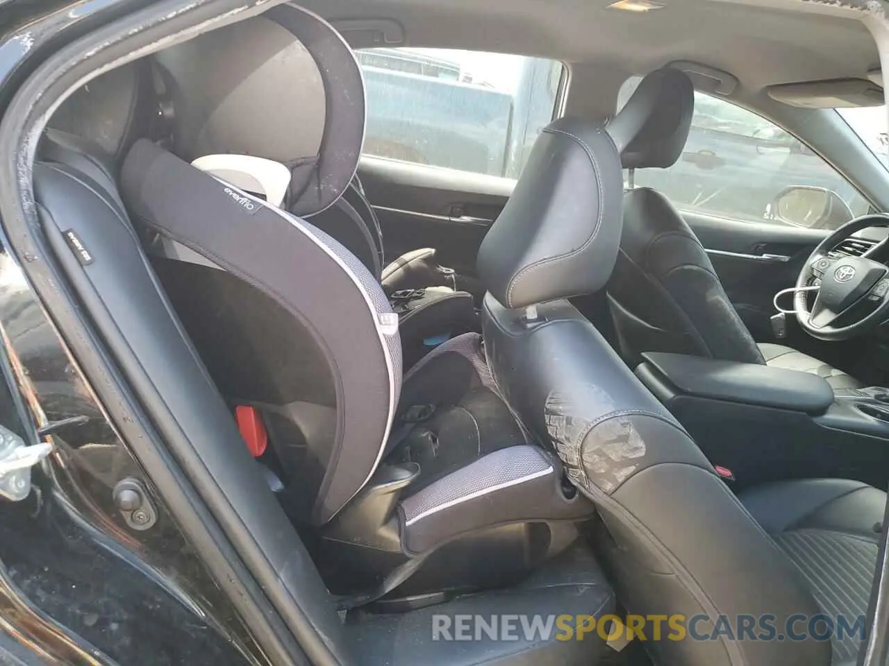 10 fotografías del automóvil dañado 4T1G11AK9NU667940 TOYOTA CAMRY 2022