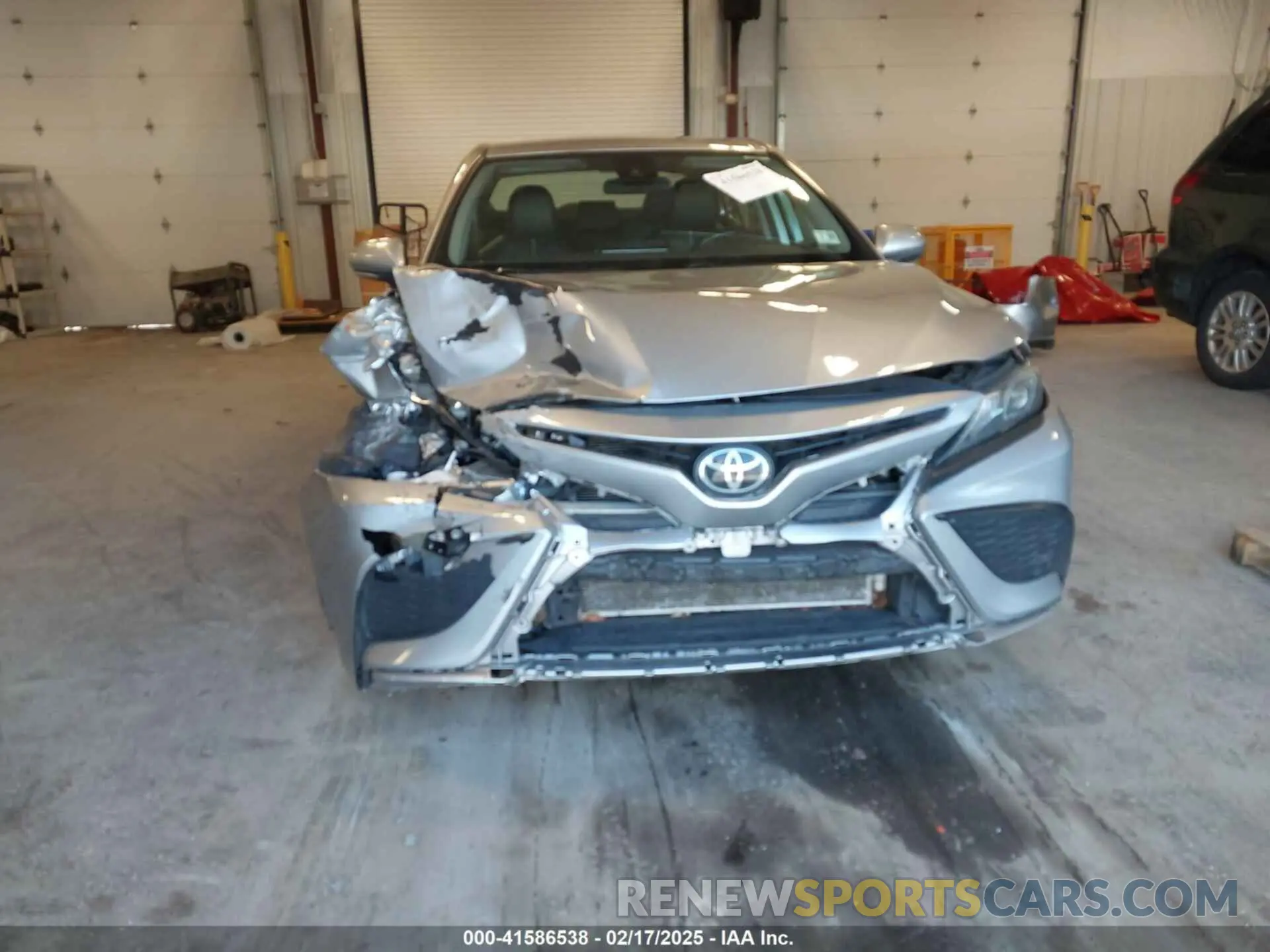 13 fotografías del automóvil dañado 4T1G11AK9NU686231 TOYOTA CAMRY 2022