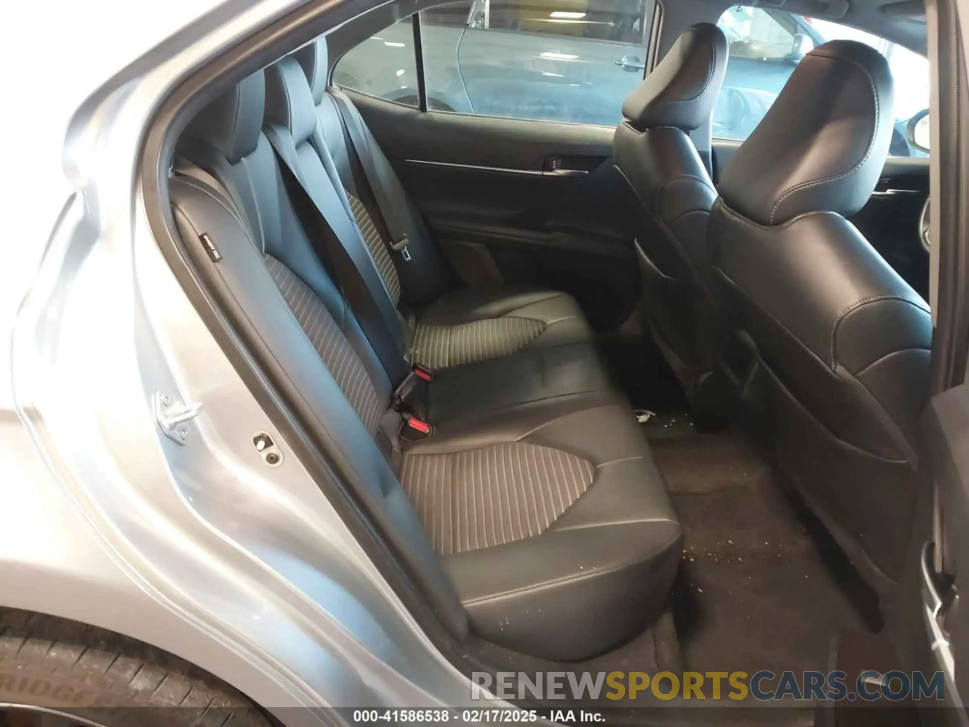 8 fotografías del automóvil dañado 4T1G11AK9NU686231 TOYOTA CAMRY 2022