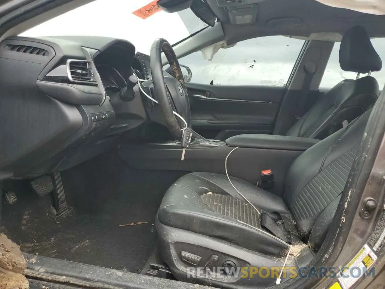 7 fotografías del automóvil dañado 4T1G11AKXNU001797 TOYOTA CAMRY 2022