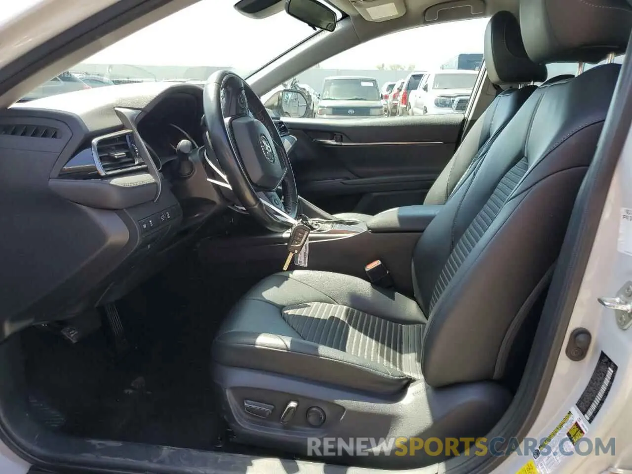 7 fotografías del automóvil dañado 4T1G11AKXNU036016 TOYOTA CAMRY 2022
