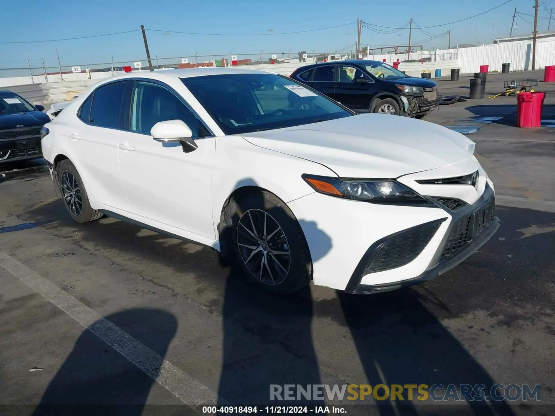 1 fotografías del automóvil dañado 4T1G11AKXNU044763 TOYOTA CAMRY 2022