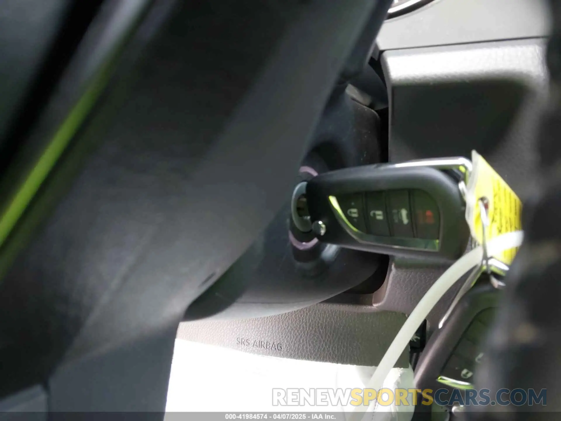 11 fotografías del automóvil dañado 4T1G11AKXNU061322 TOYOTA CAMRY 2022