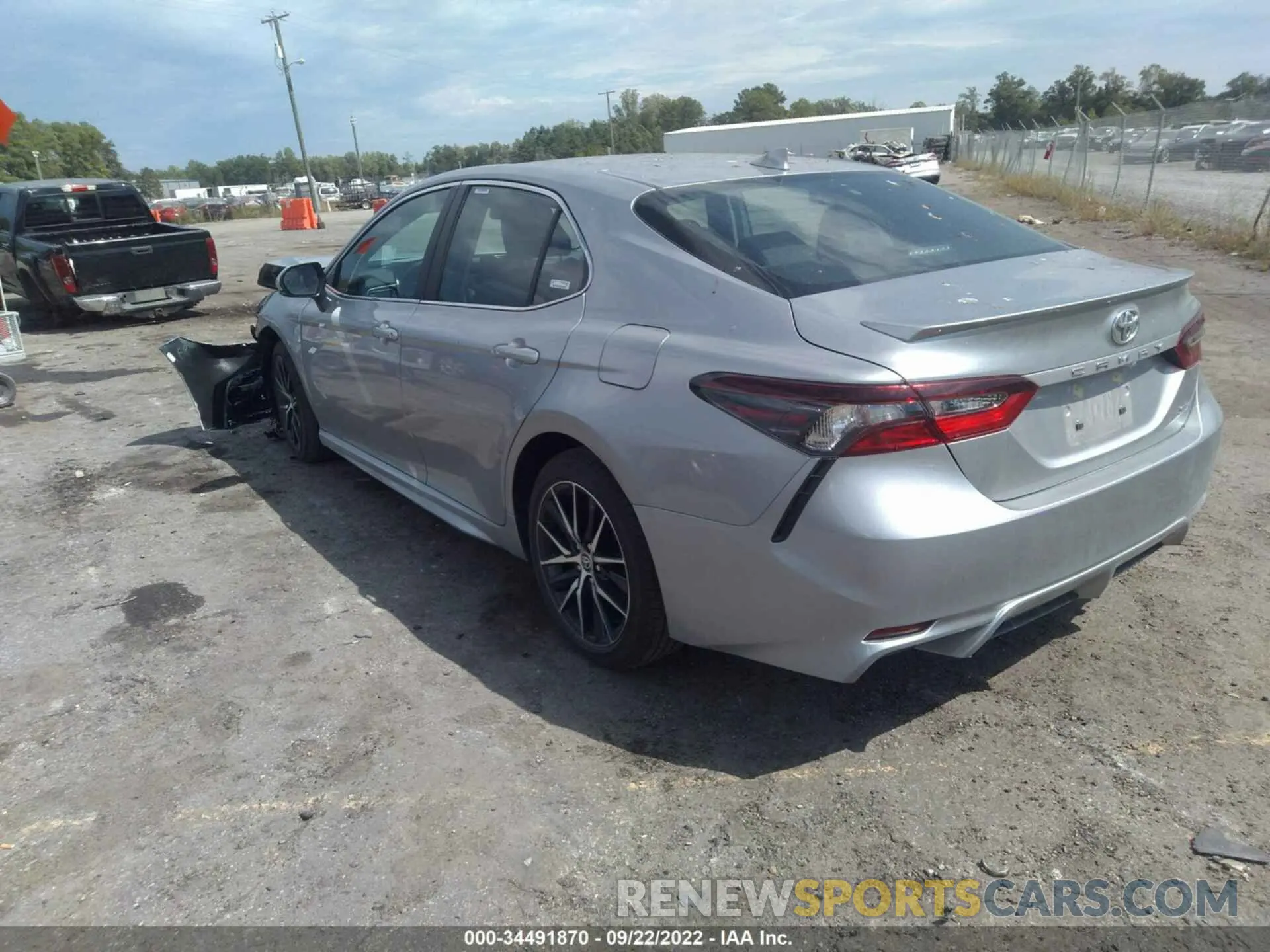 3 fotografías del automóvil dañado 4T1G11AKXNU068805 TOYOTA CAMRY 2022